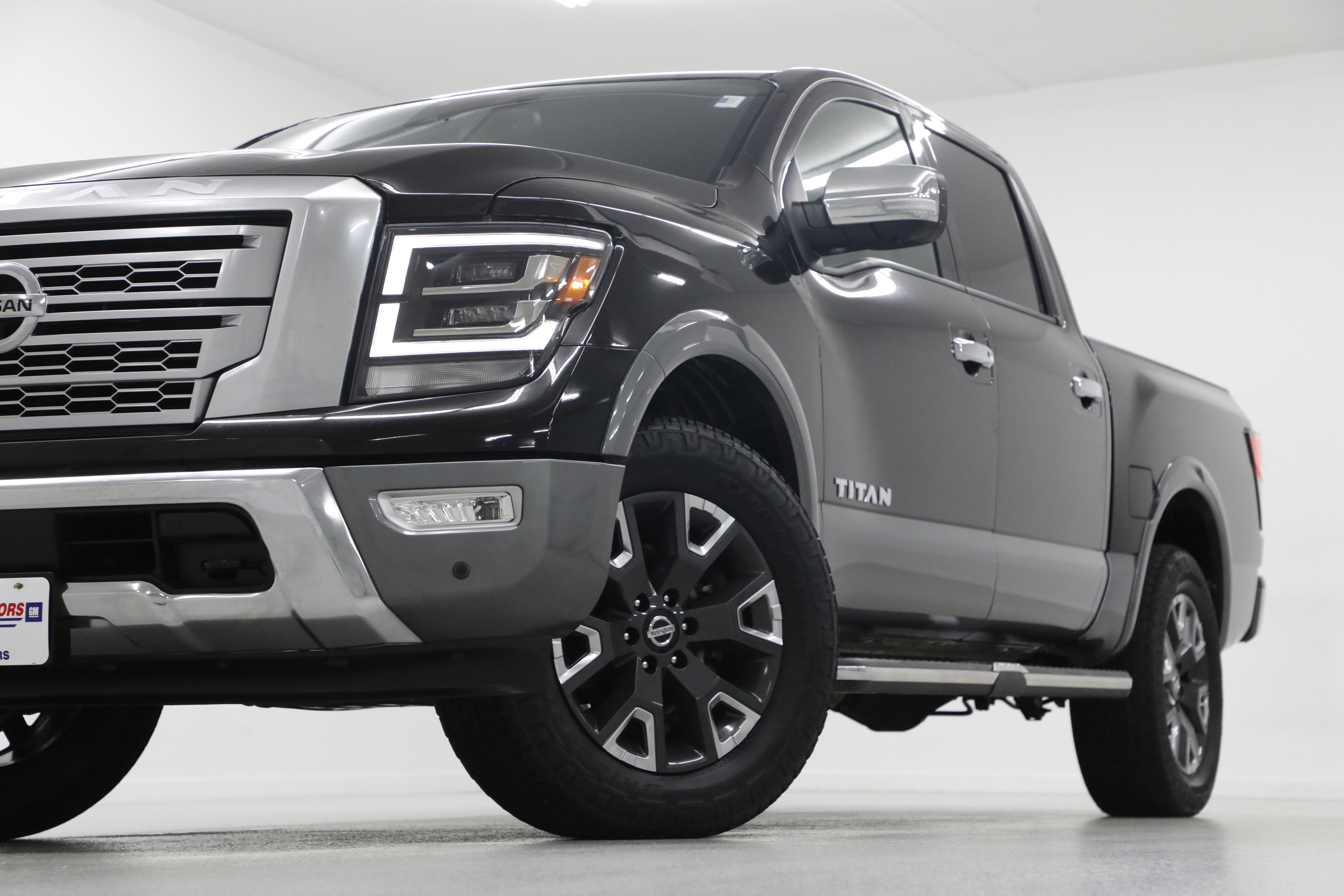 2022 Nissan Titan Platinum Reserve