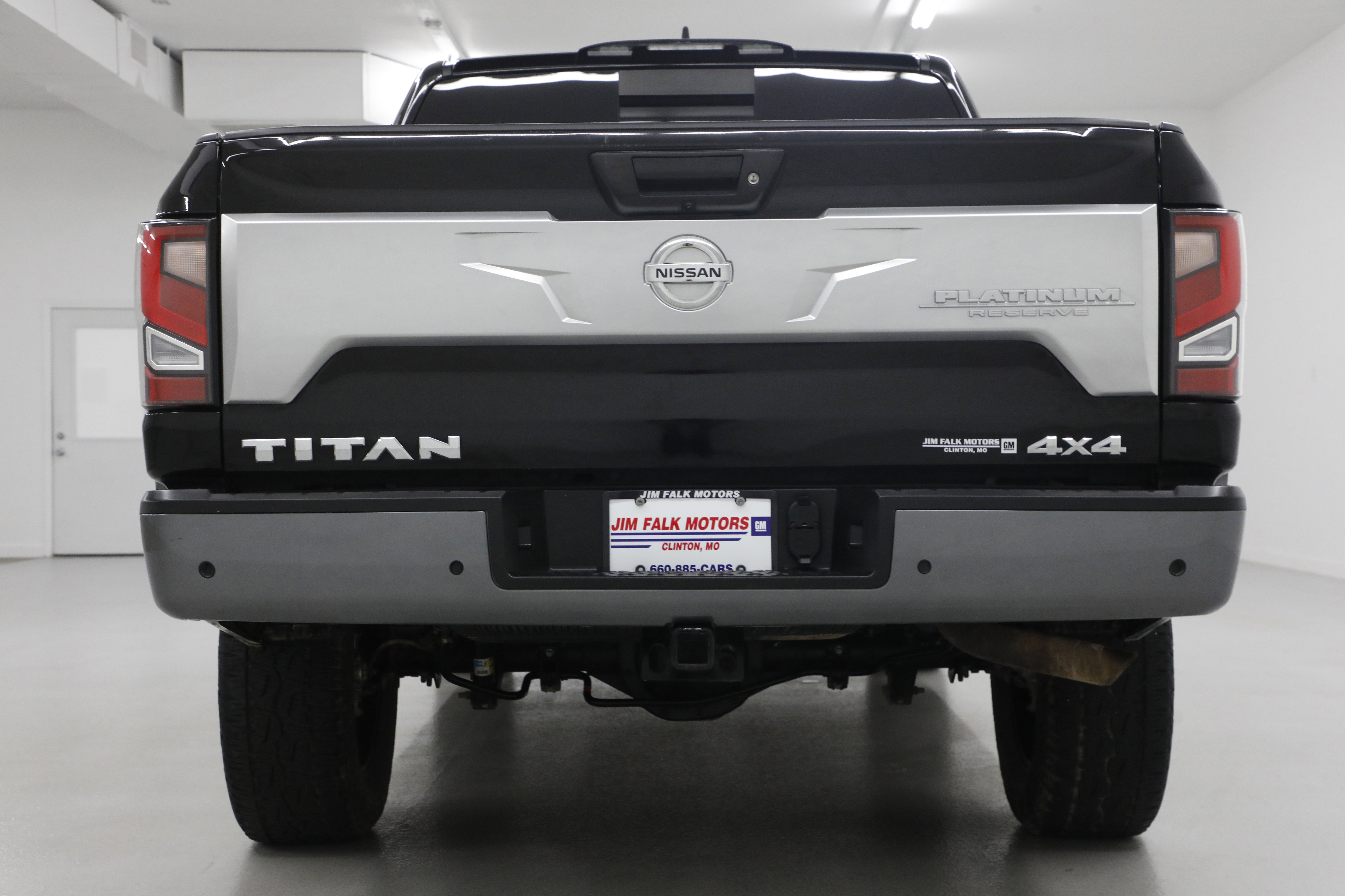 2022 Nissan Titan Platinum Reserve