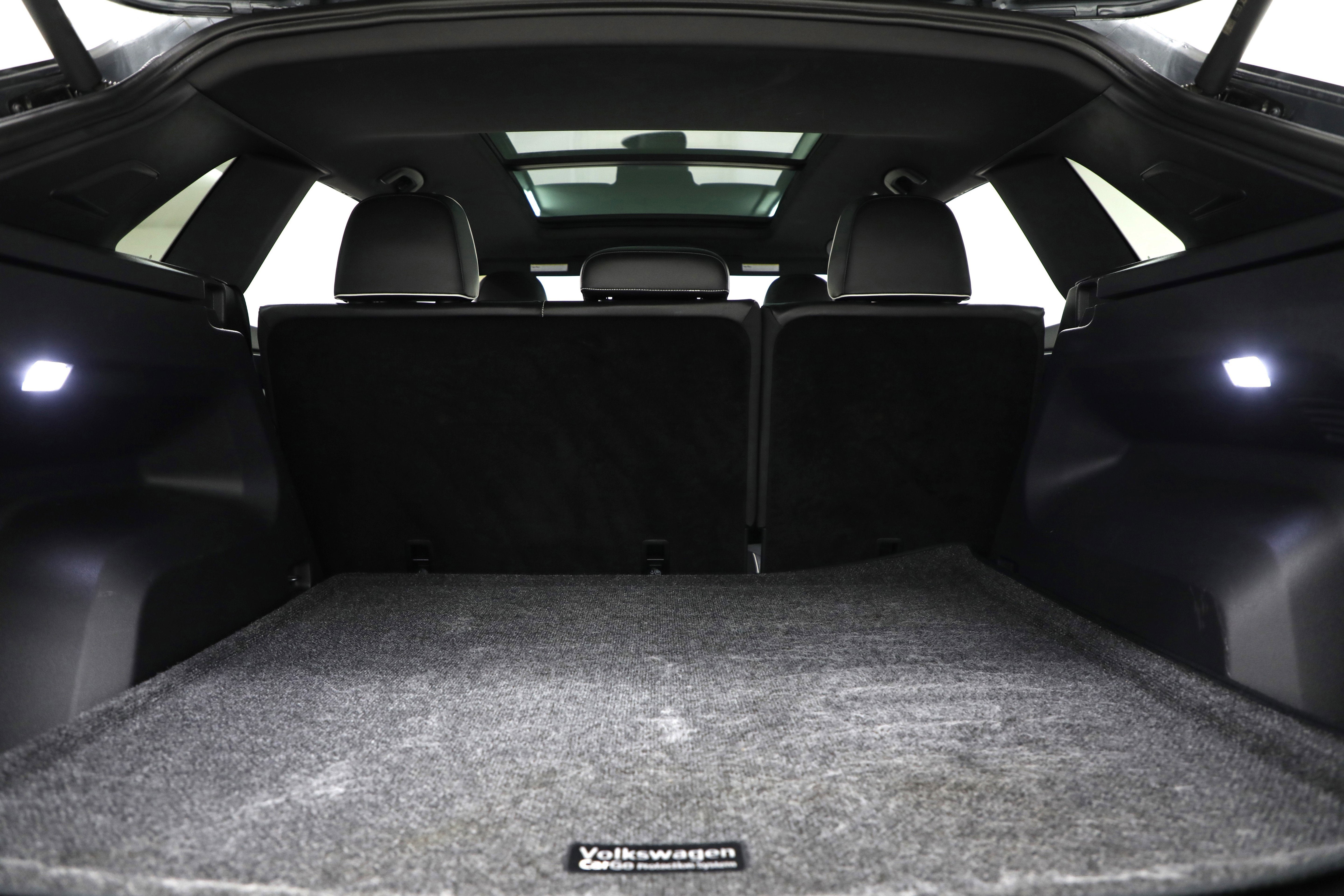 2024 Volkswagen Atlas Cross Sport 2.0T SEL Premium R-Line