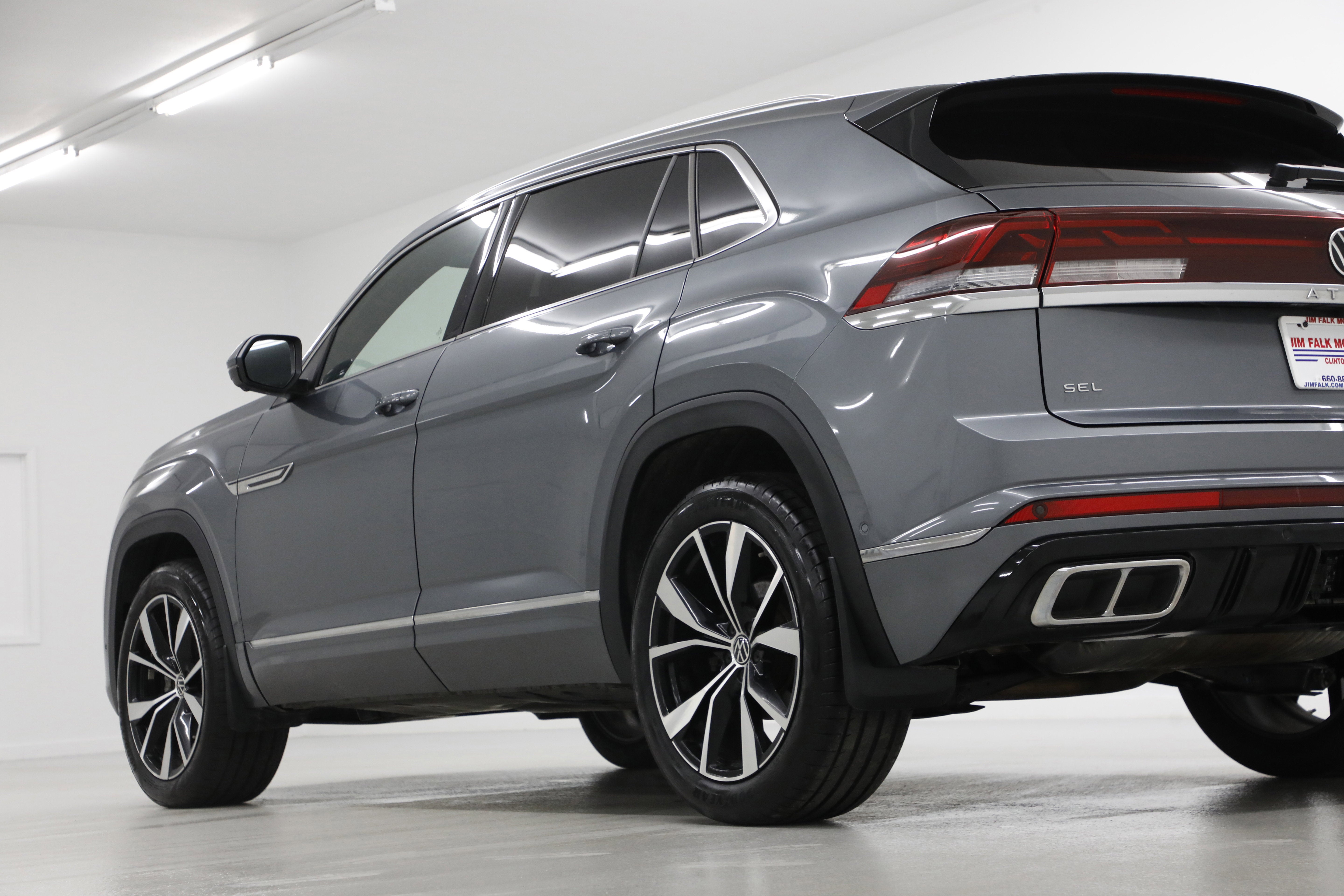 2024 Volkswagen Atlas Cross Sport 2.0T SEL Premium R-Line