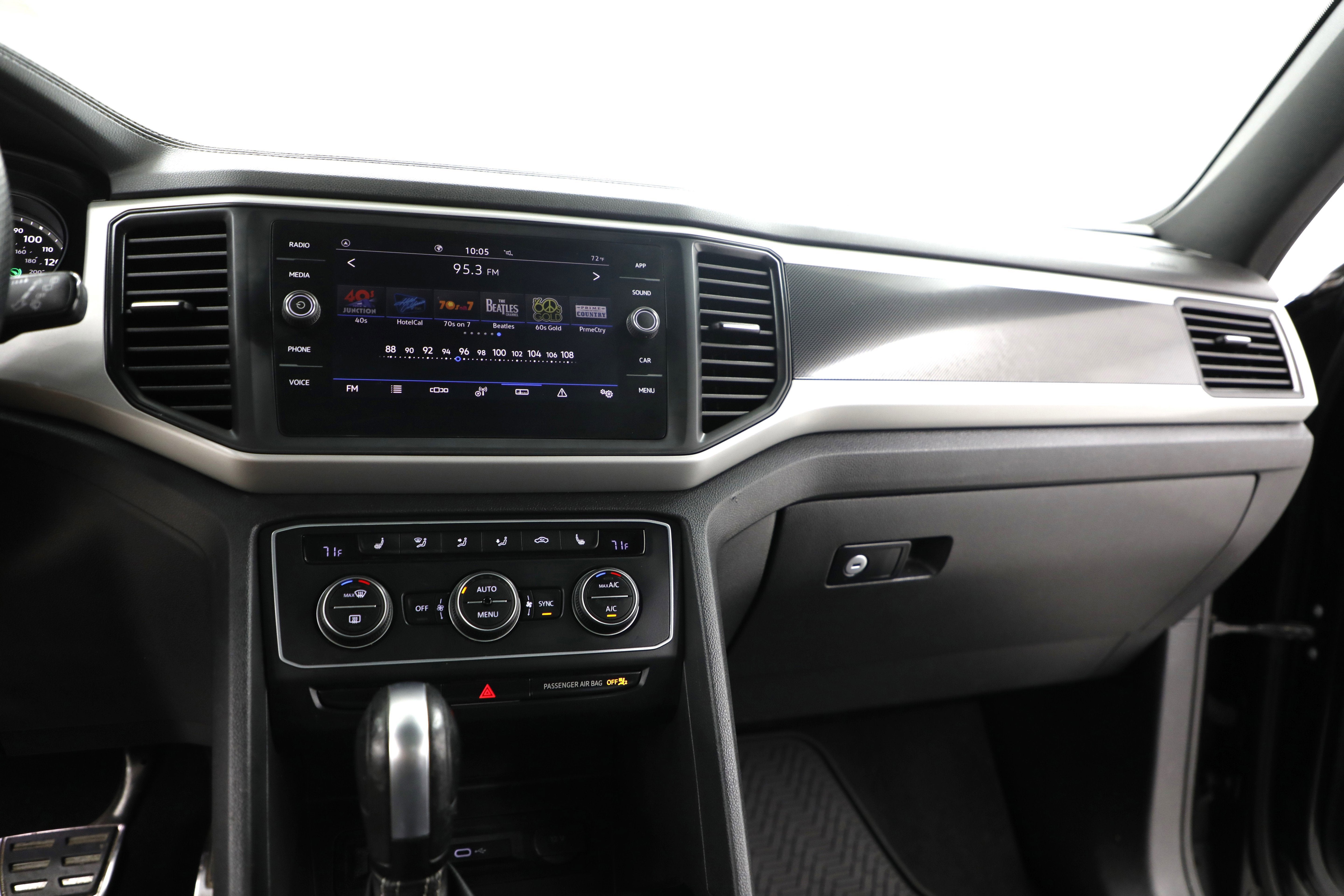 2021 Volkswagen Atlas Cross Sport 3.6L V6 SE w/Technology R-Line