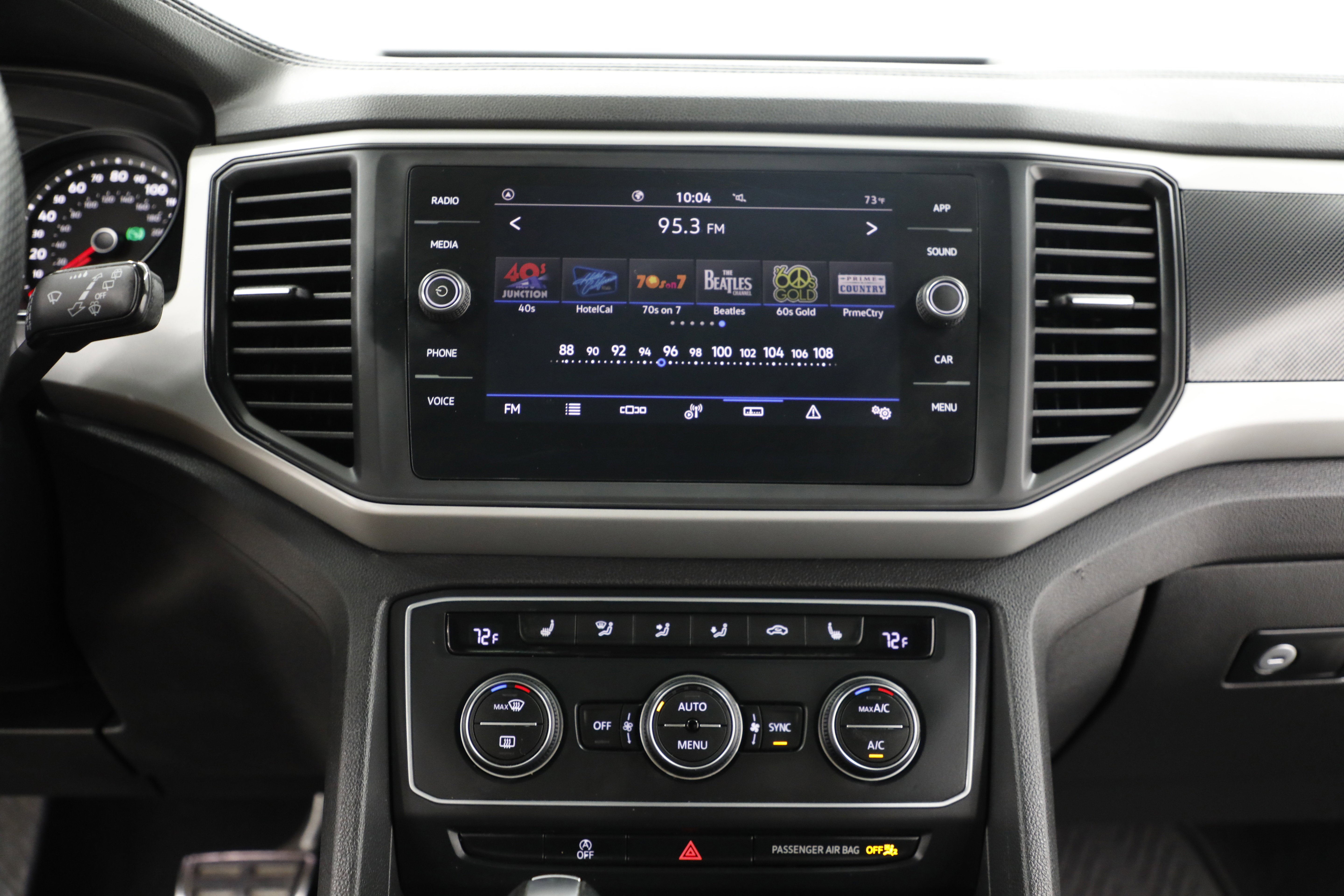 2021 Volkswagen Atlas Cross Sport 3.6L V6 SE w/Technology R-Line