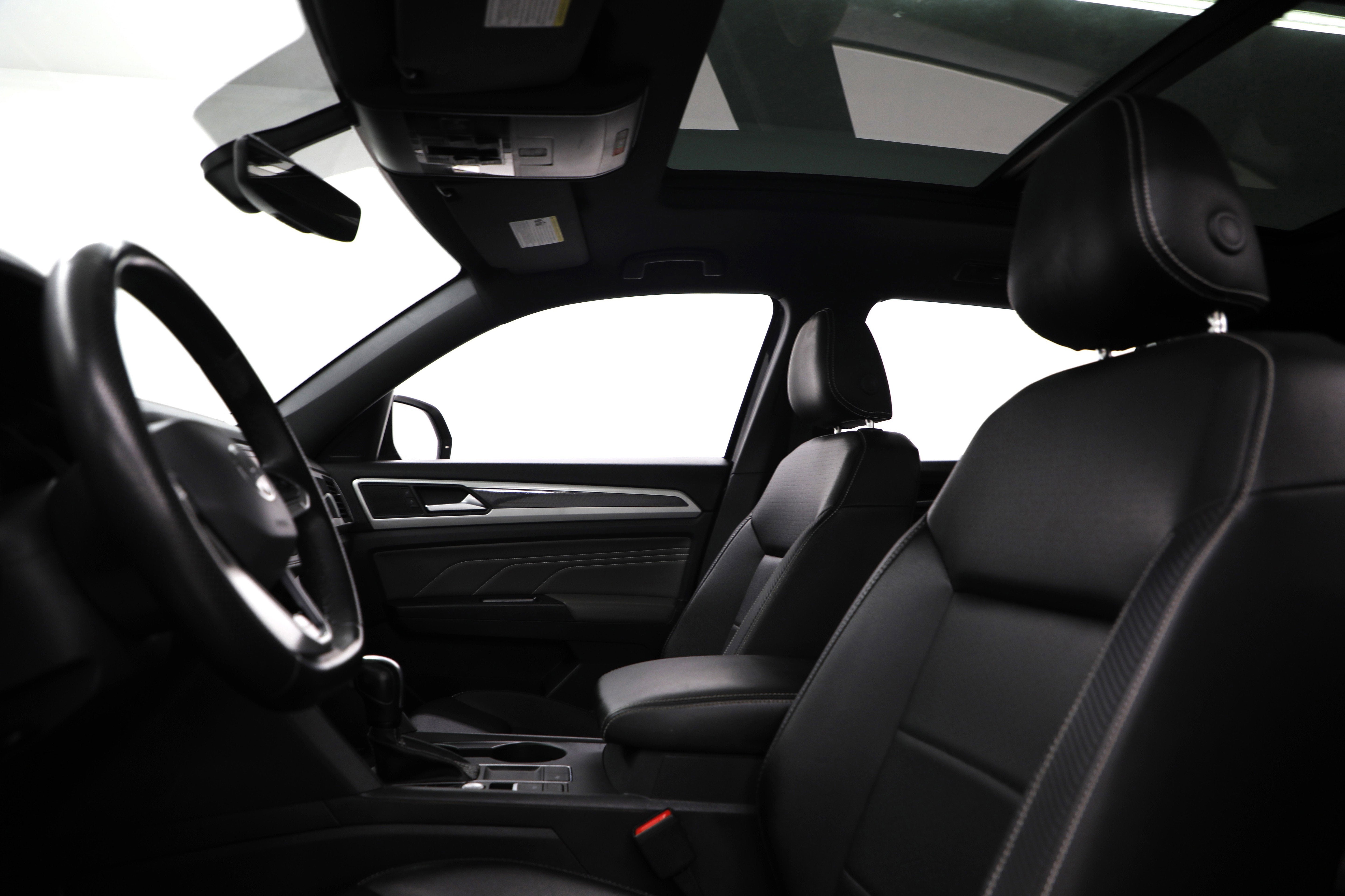 2021 Volkswagen Atlas Cross Sport 3.6L V6 SE w/Technology R-Line