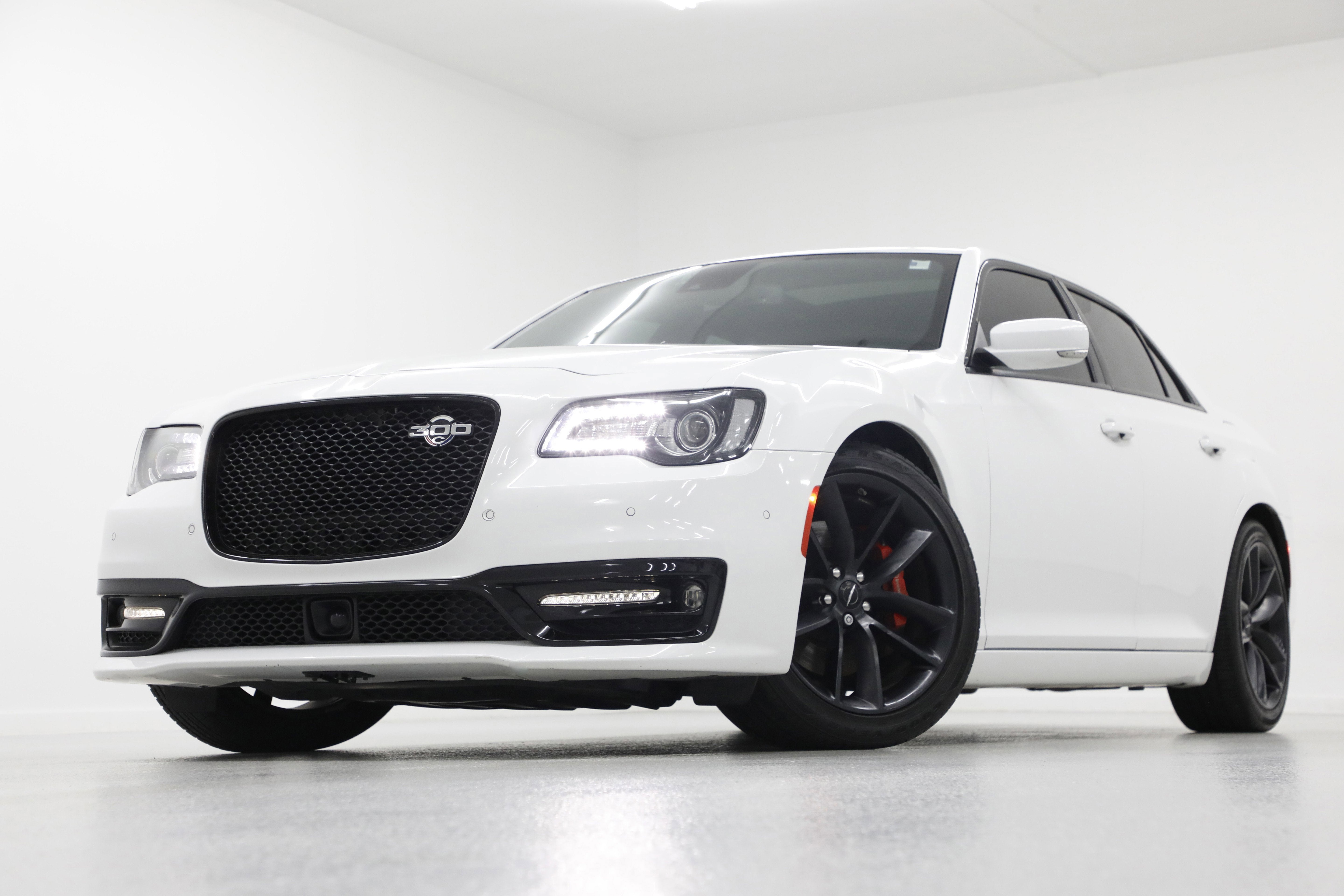 2023 Chrysler 300 300C