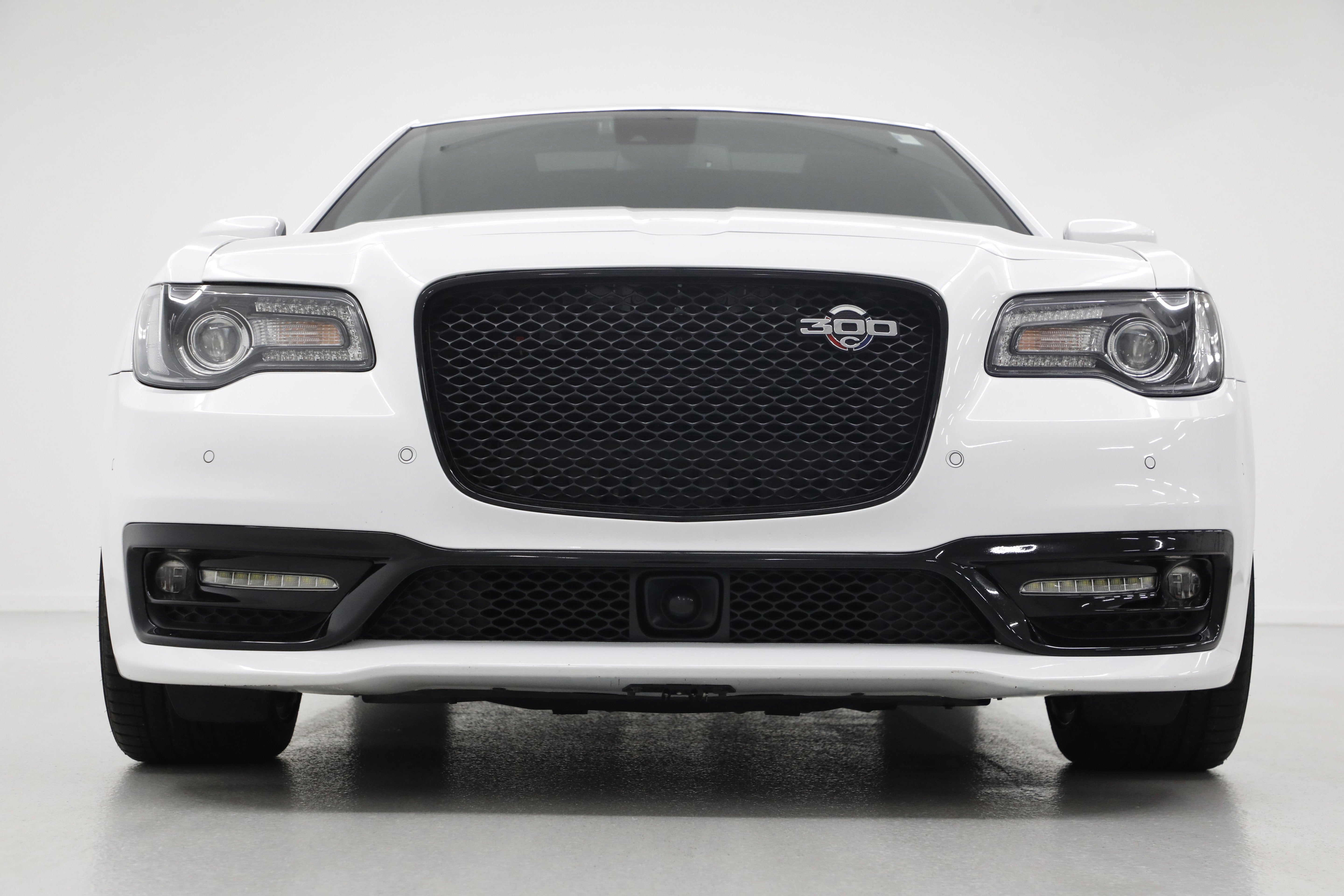 2023 Chrysler 300 300C