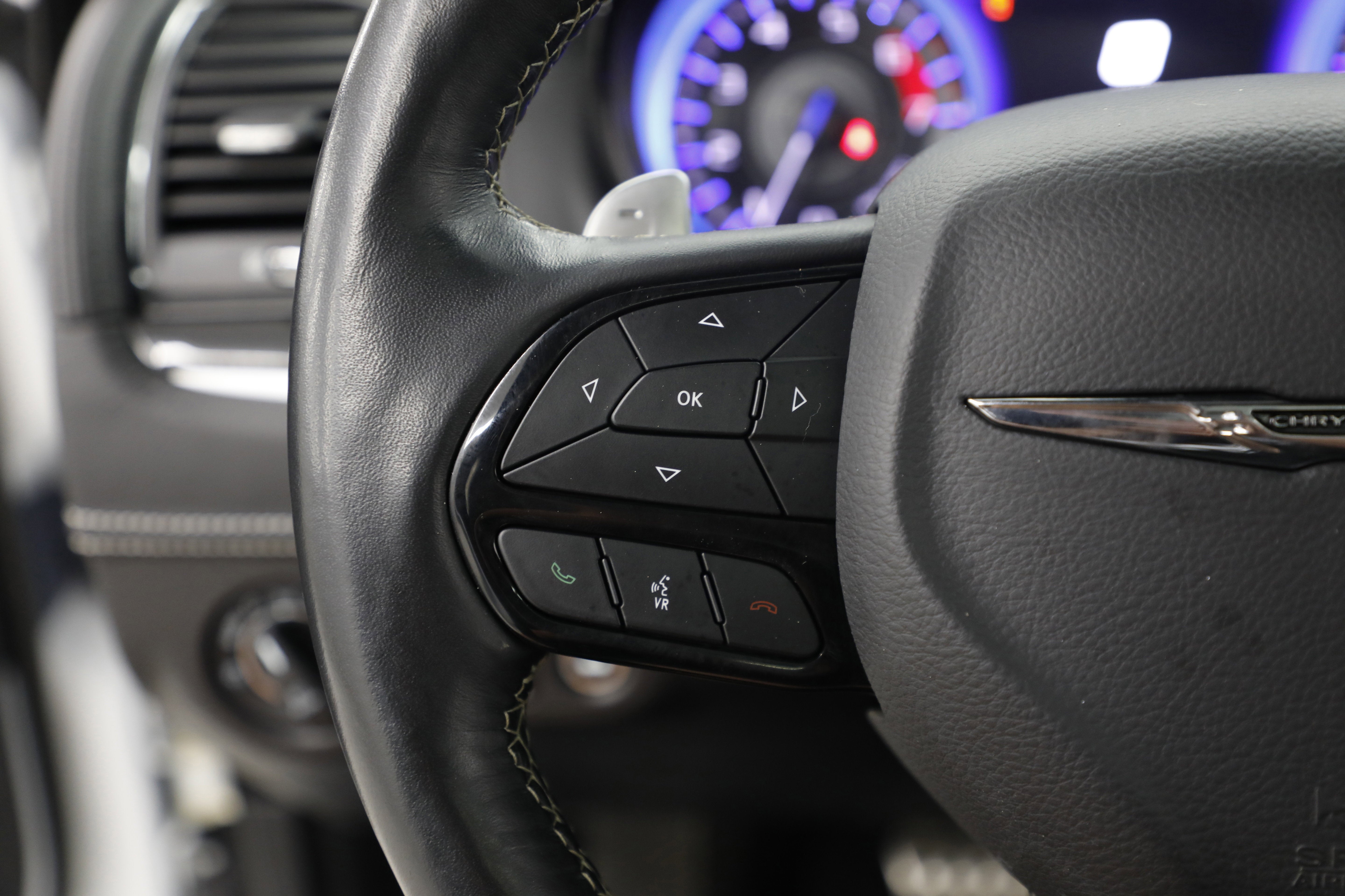 2023 Chrysler 300 300C