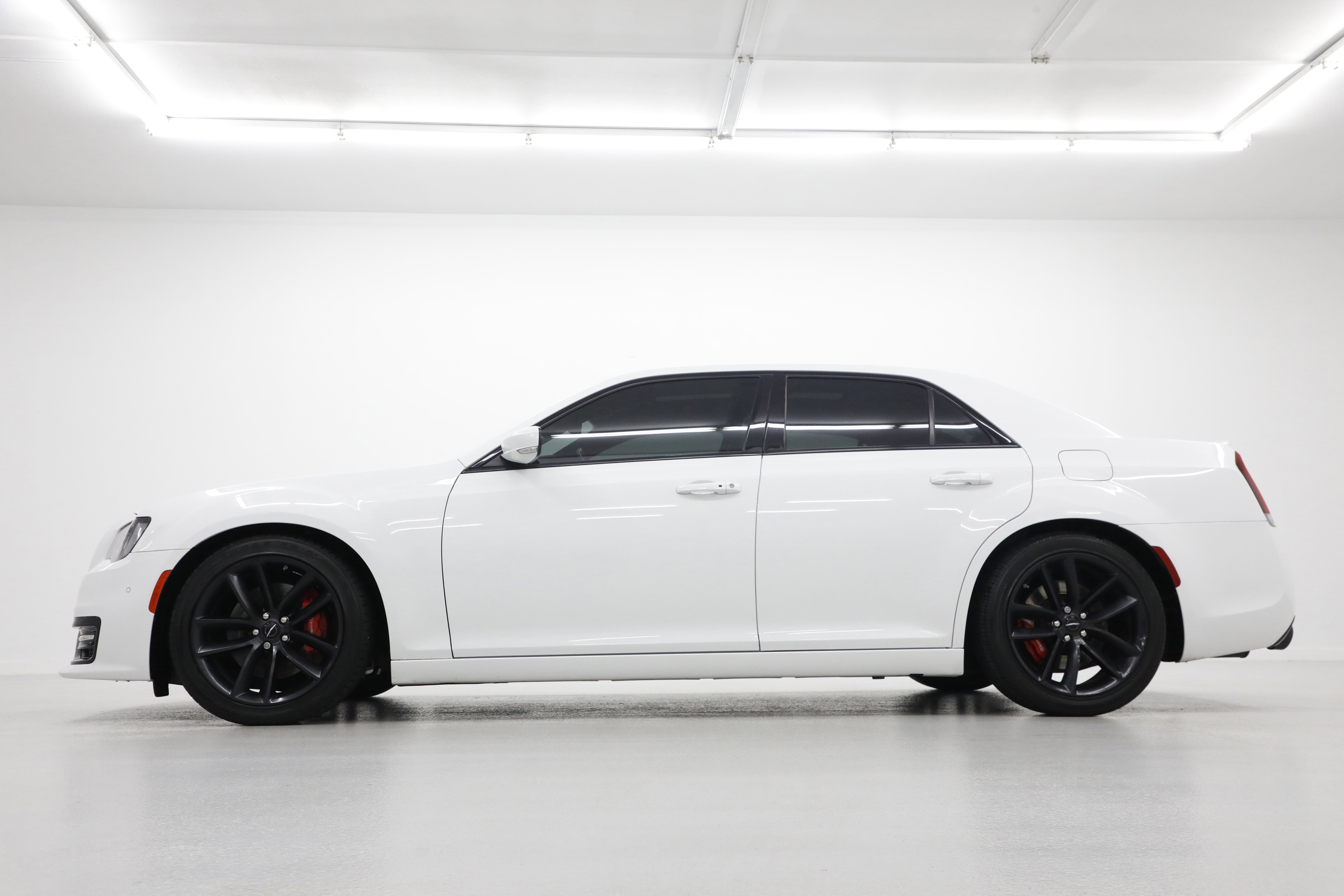 2023 Chrysler 300 300C
