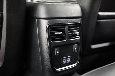 2023 Chrysler 300 300C