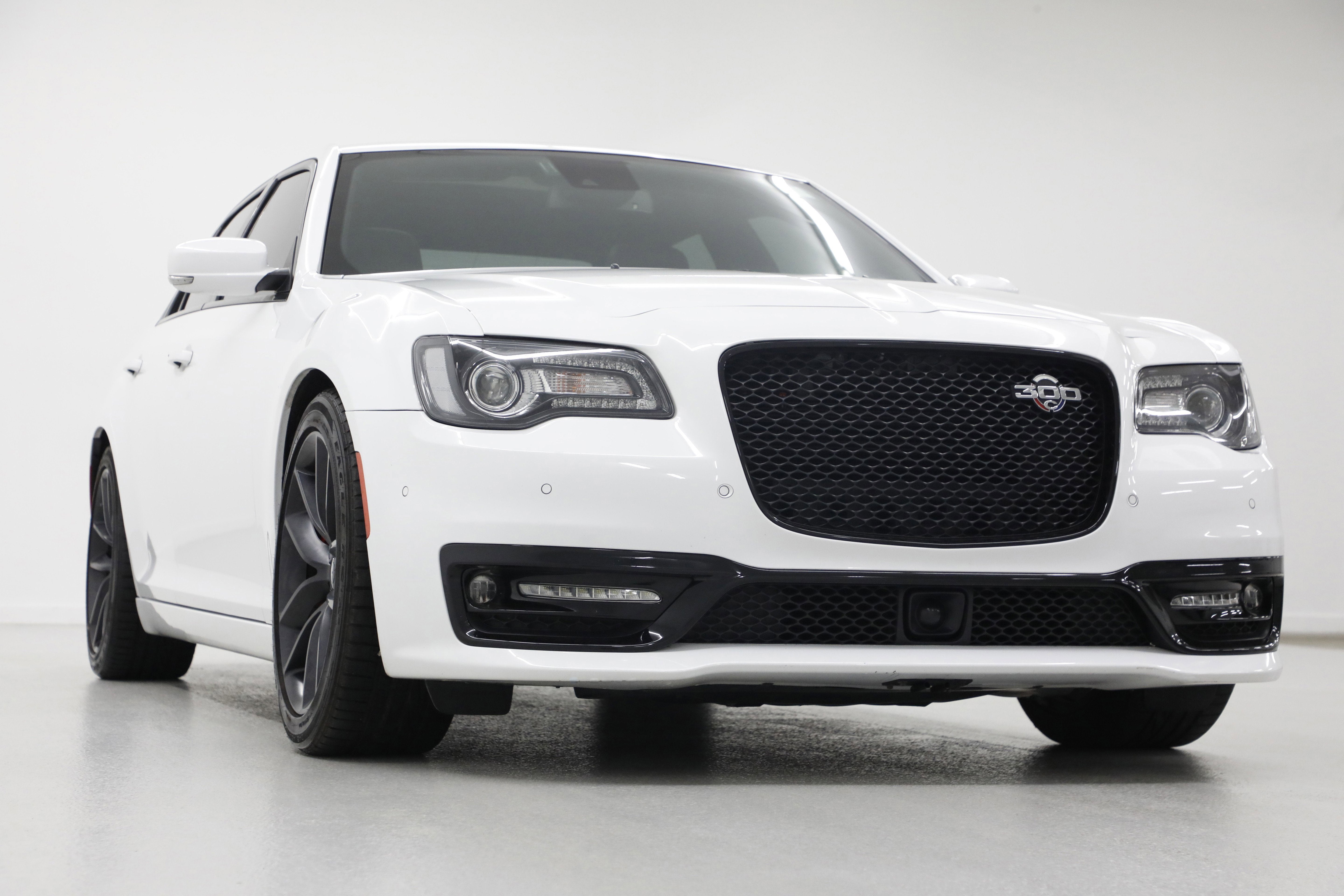 2023 Chrysler 300 300C