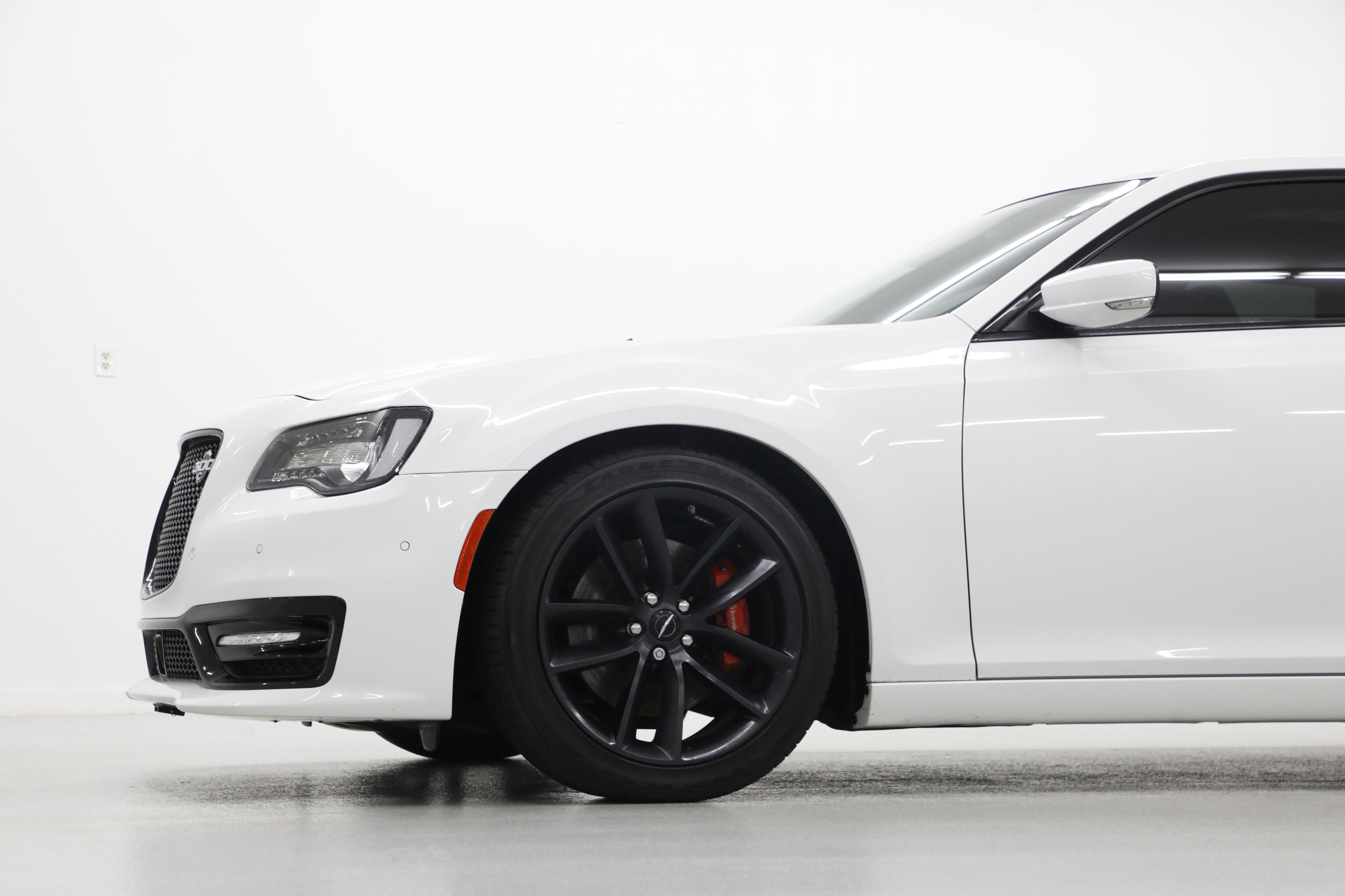2023 Chrysler 300 300C