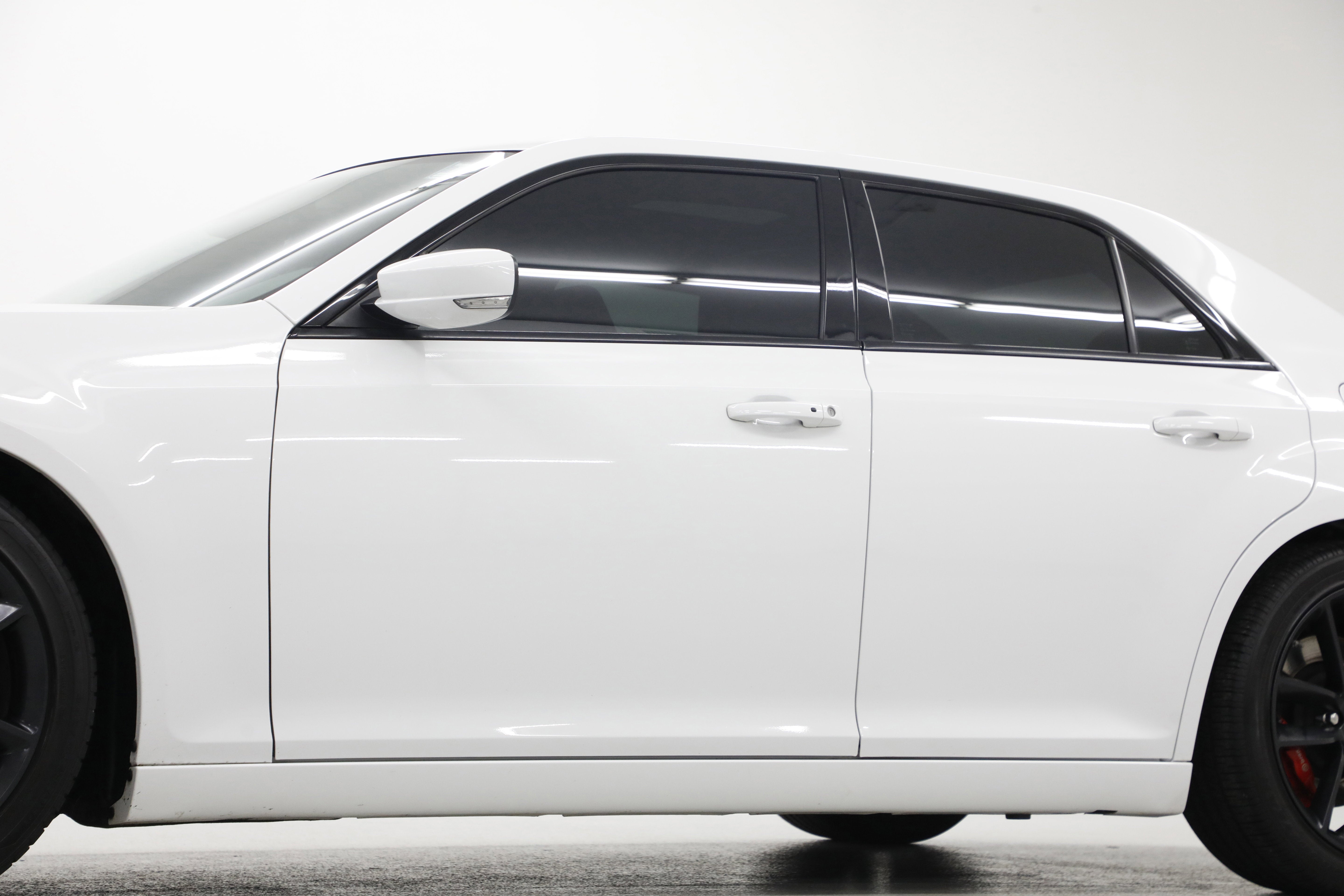2023 Chrysler 300 300C