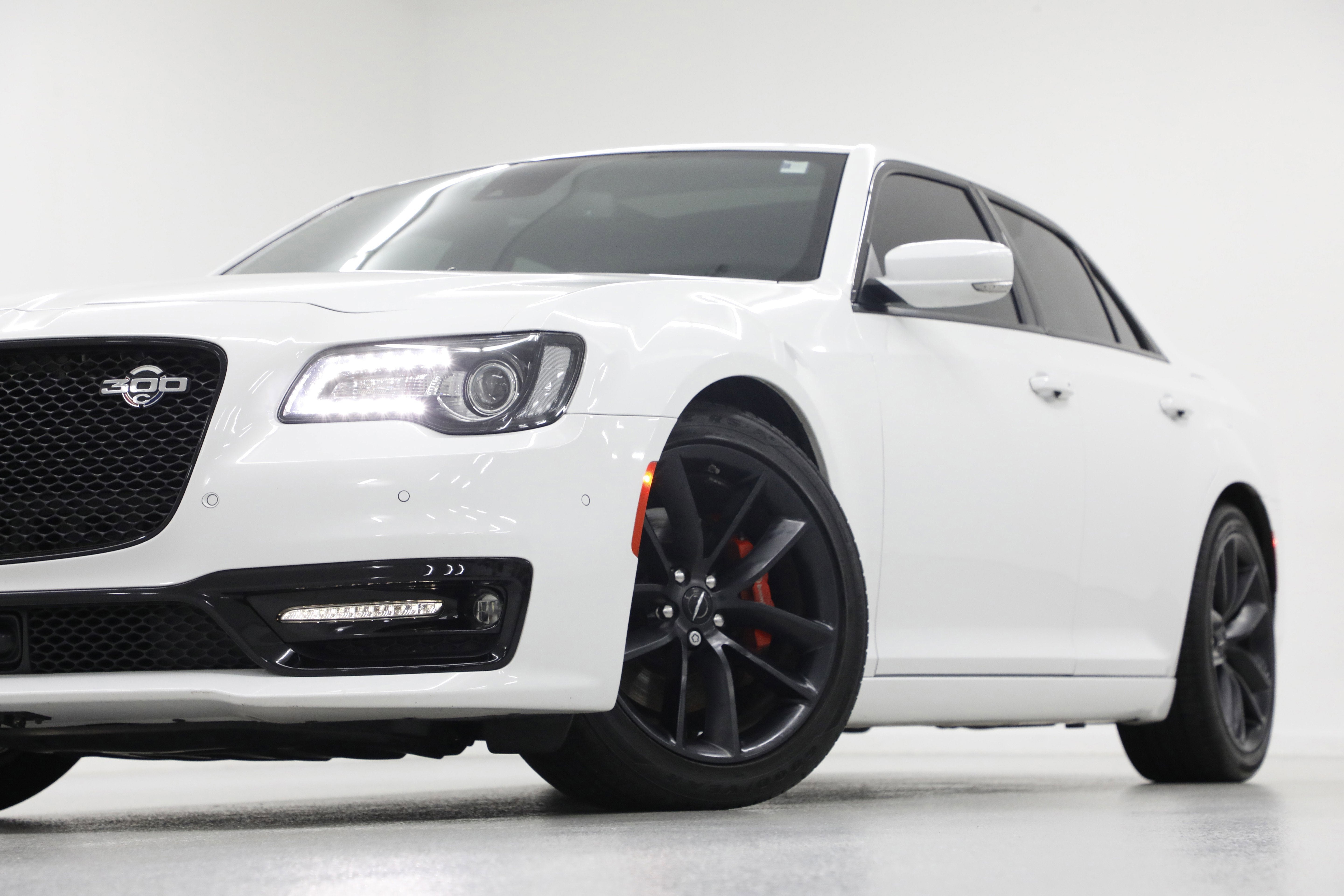 2023 Chrysler 300 300C