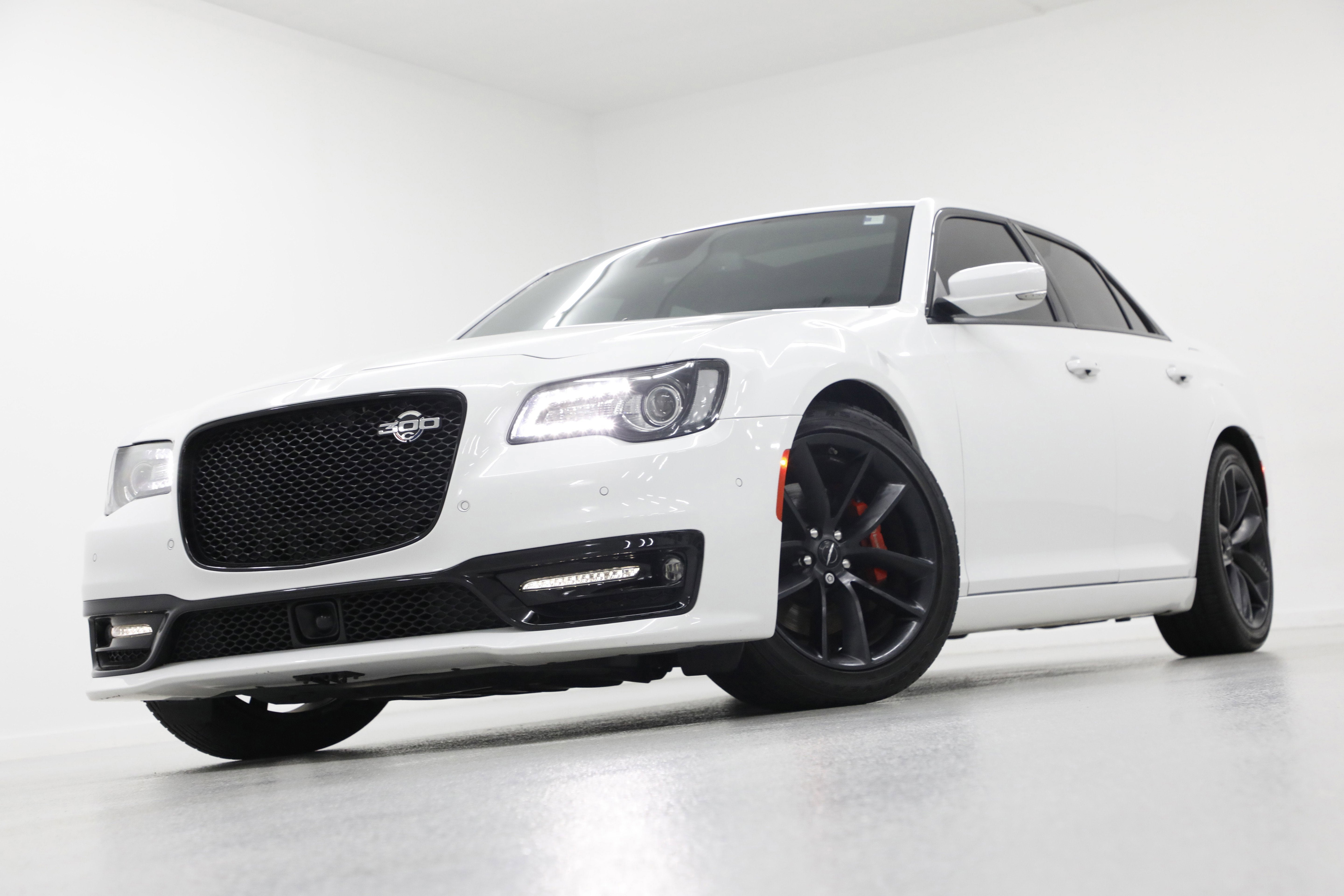 2023 Chrysler 300 300C