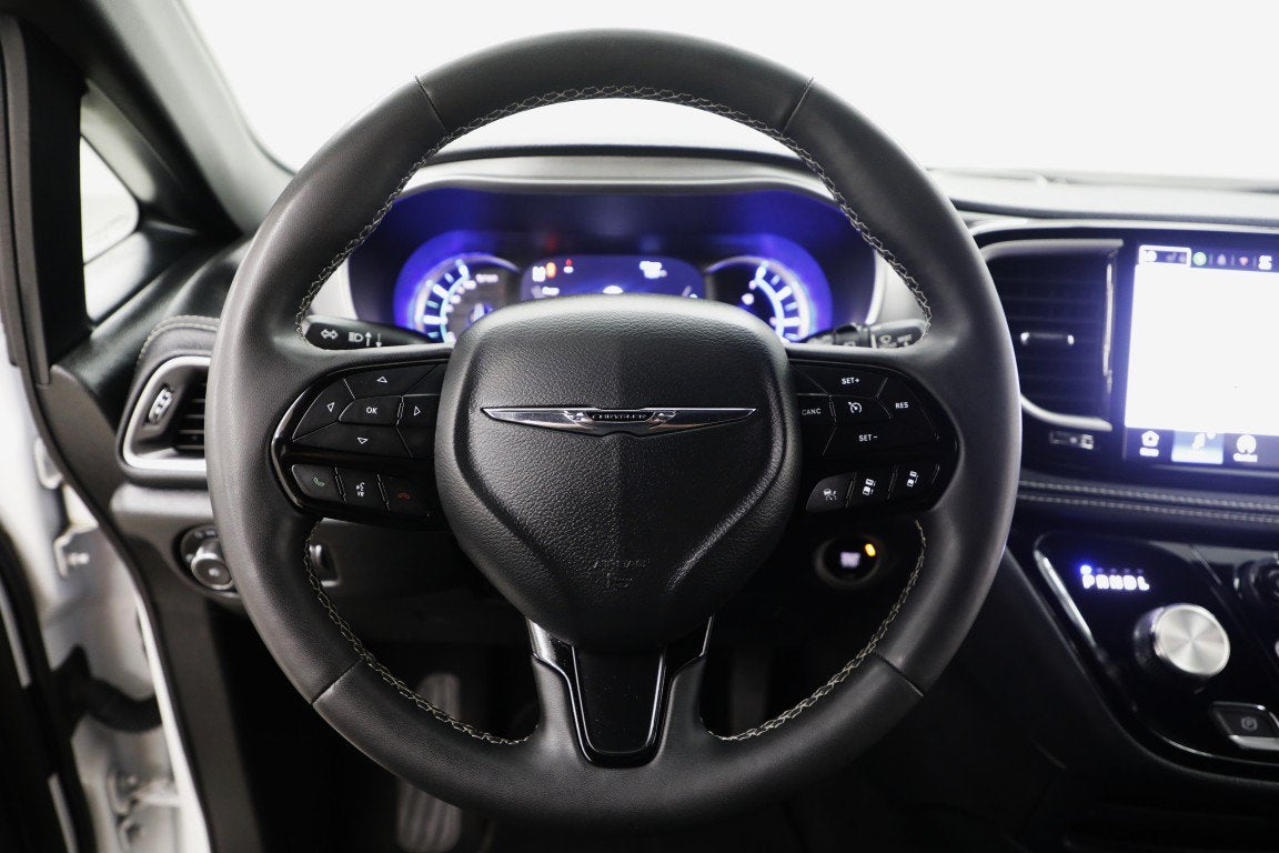 2024 Chrysler Pacifica Hybrid S Appearance Pkg