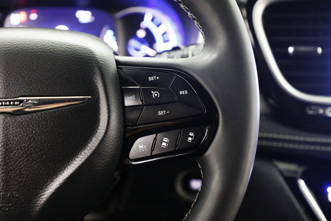 2024 Chrysler Pacifica Hybrid S Appearance Pkg