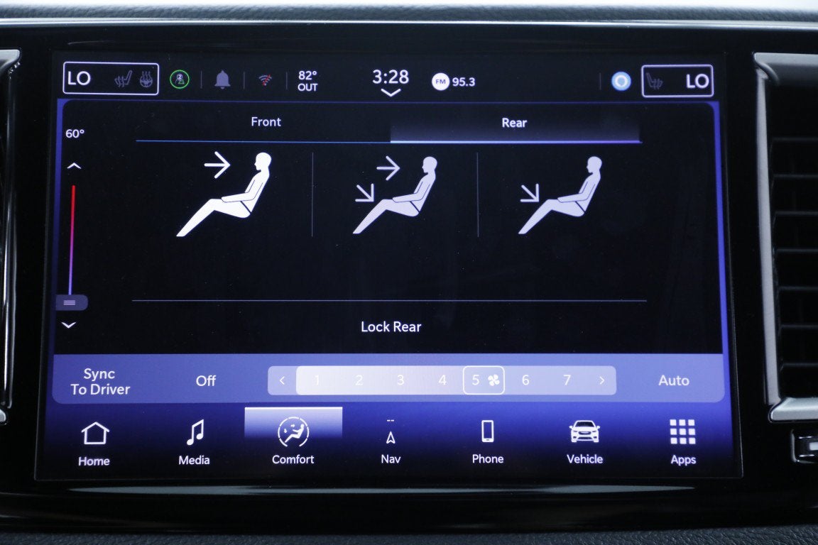 2024 Chrysler Pacifica Hybrid S Appearance Pkg