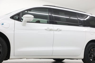 2021 Chrysler Pacifica Hybrid Limited
