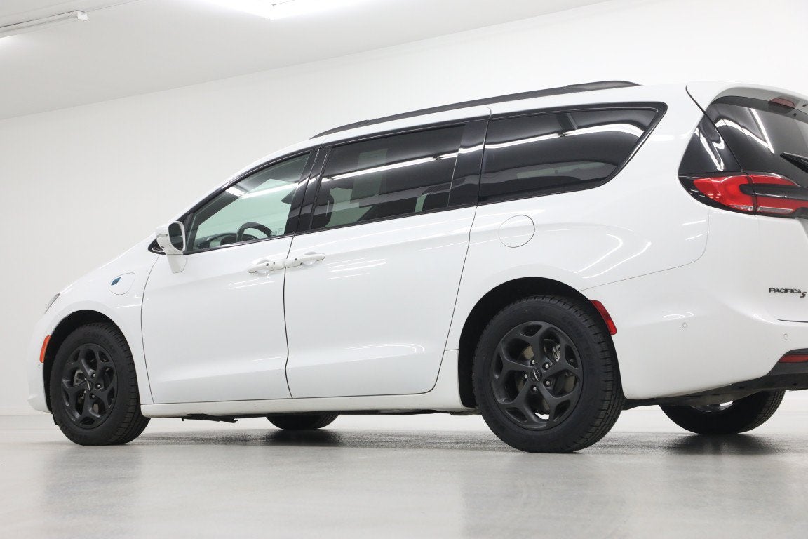 2021 Chrysler Pacifica Hybrid Limited