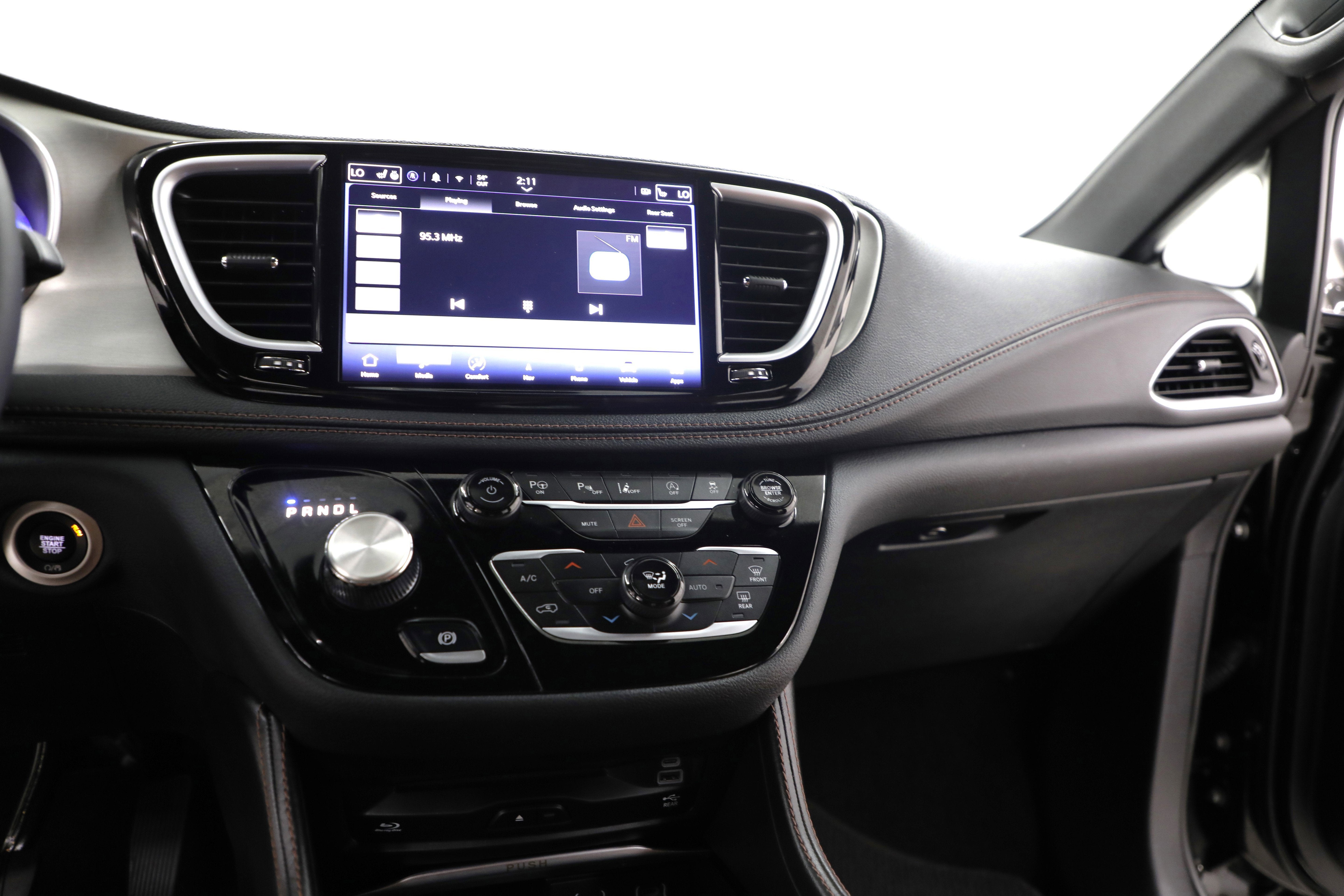 2024 Chrysler Pacifica Pinnacle