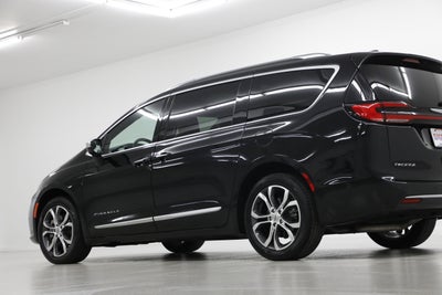 2024 Chrysler Pacifica Pinnacle