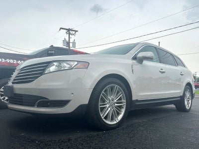 2019 Lincoln MKT Reserve
