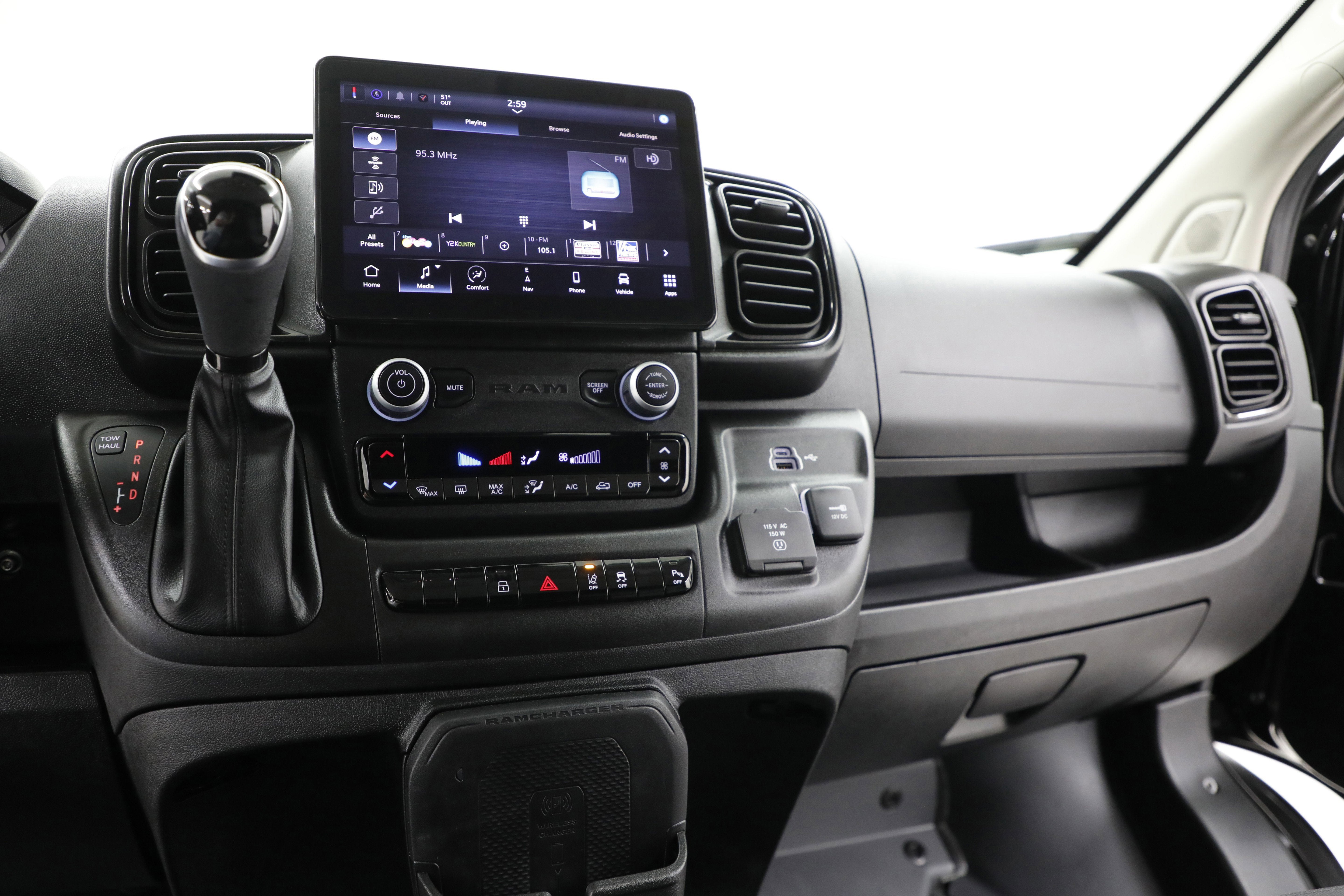 2025 RAM ProMaster Cargo Van Tradesman