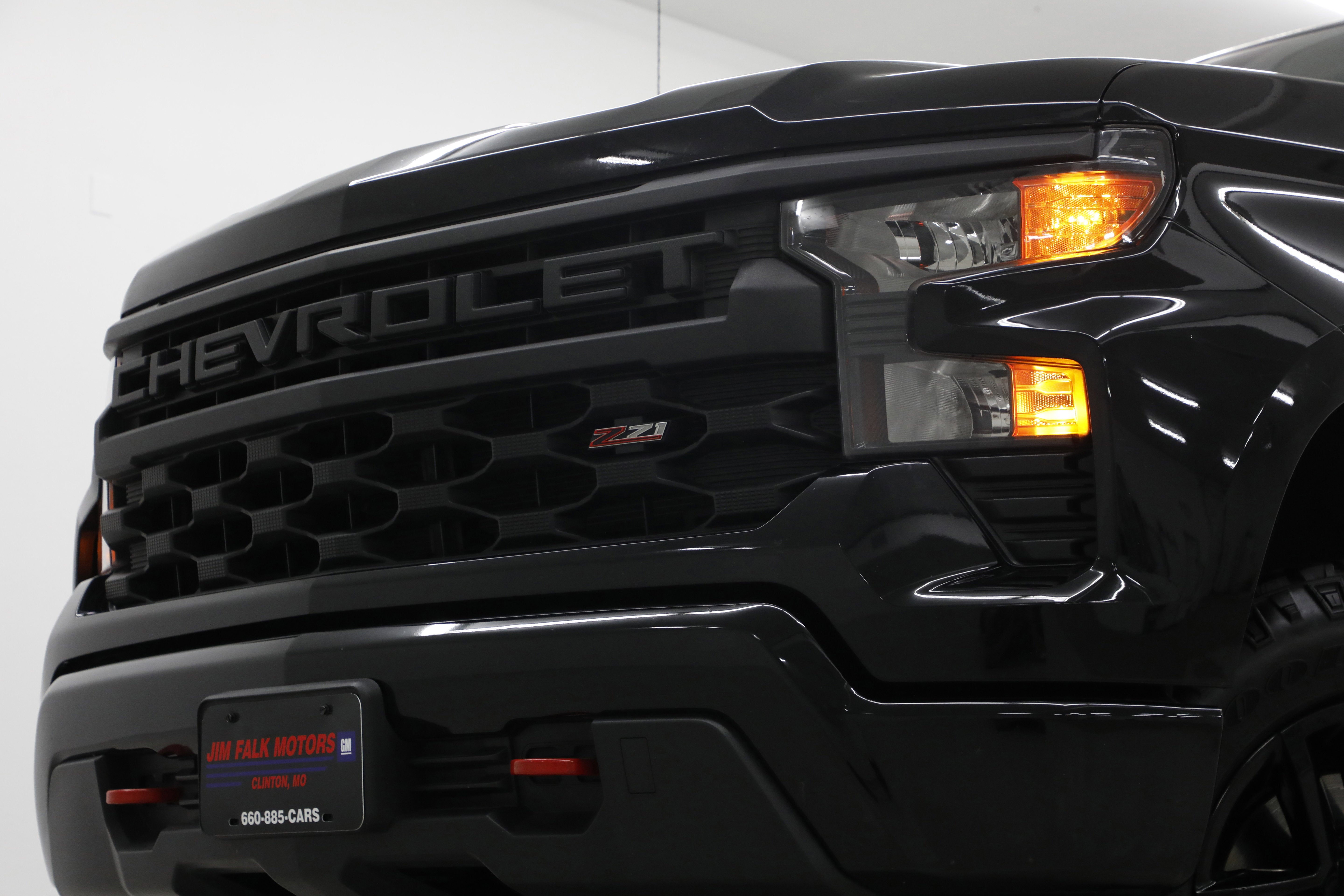 2022 Chevrolet Silverado 1500 Custom Trail Boss