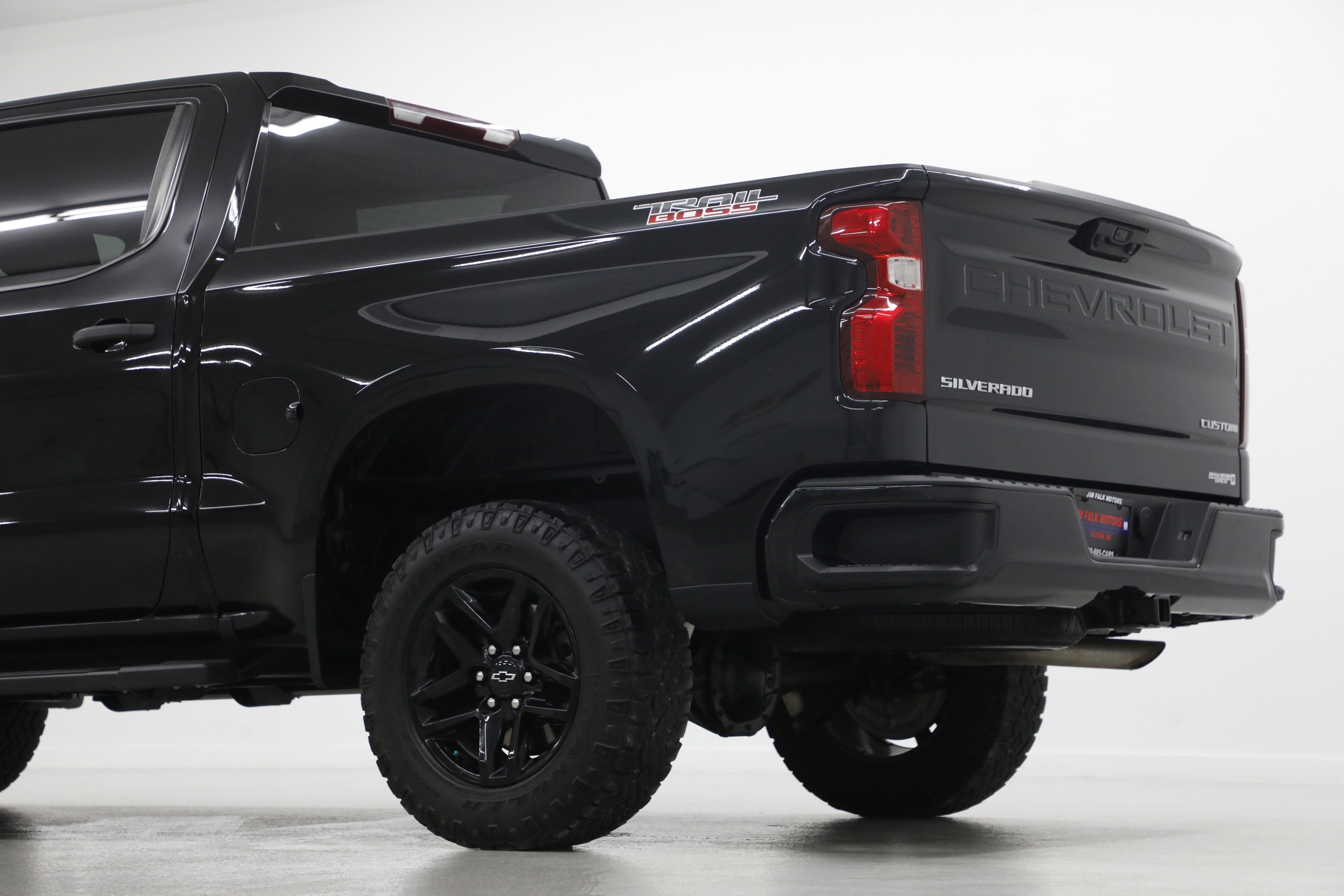 2022 Chevrolet Silverado 1500 Custom Trail Boss