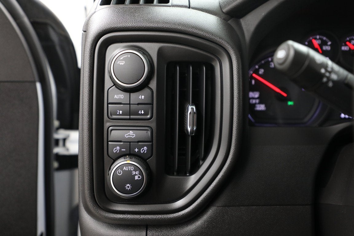 2025 Chevrolet Silverado 1500 Custom Trail Boss
