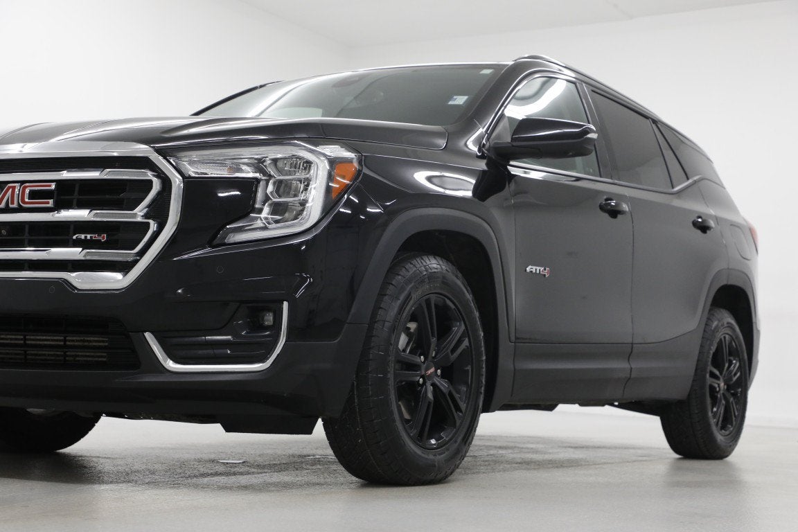 2024 GMC Terrain AT4