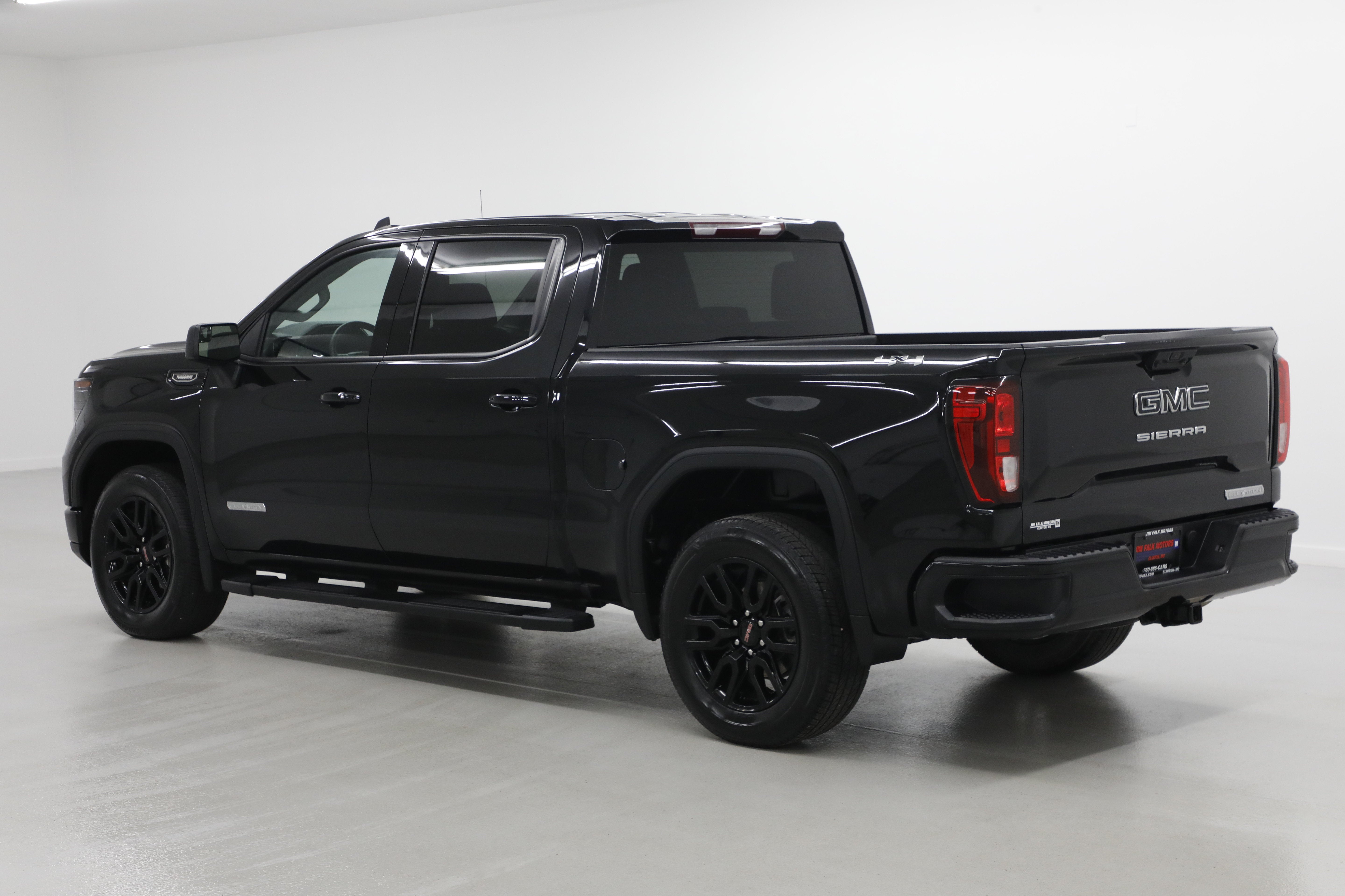 2025 GMC Sierra 1500 Elevation