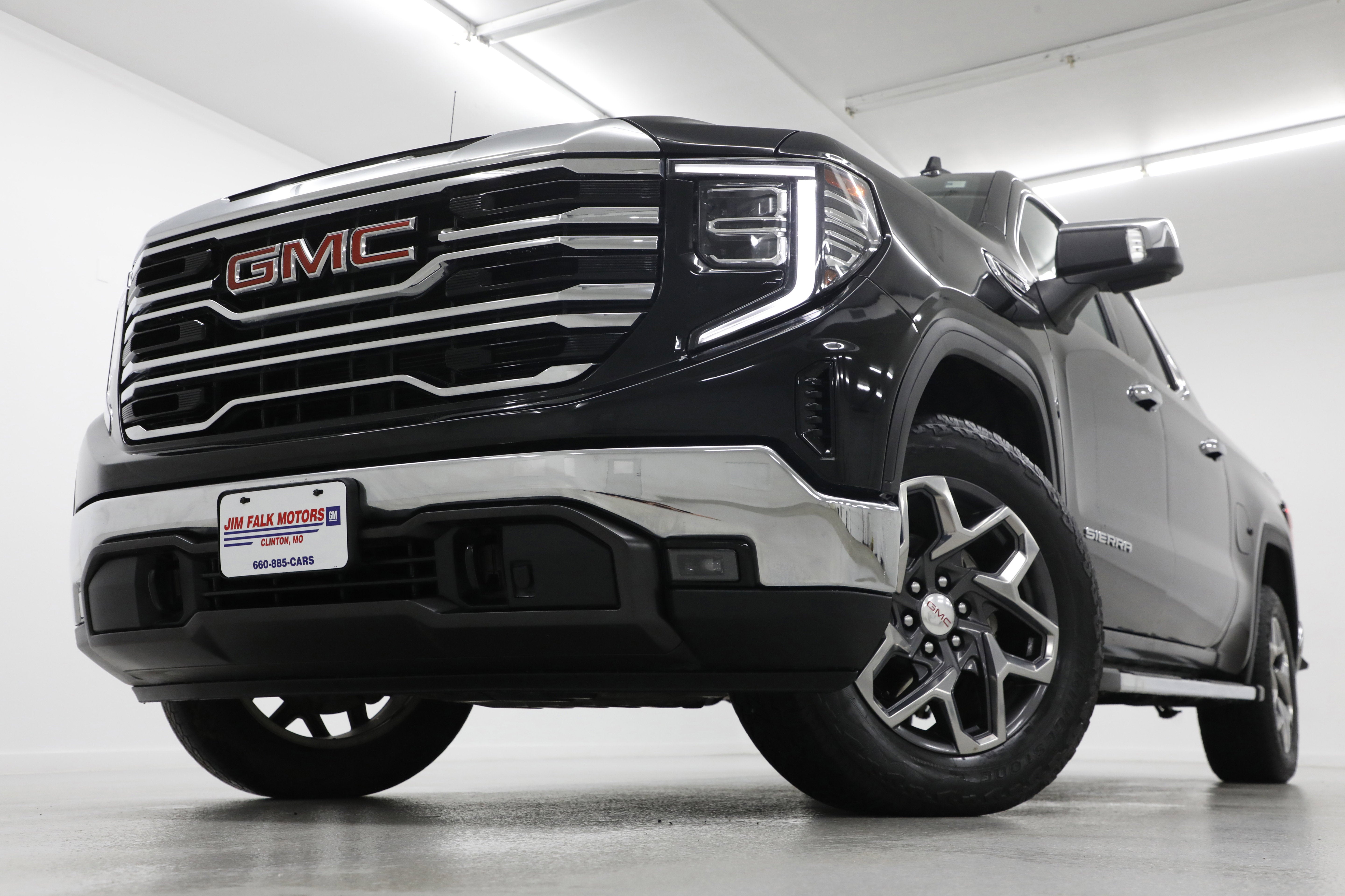 2023 GMC Sierra 1500 SLT