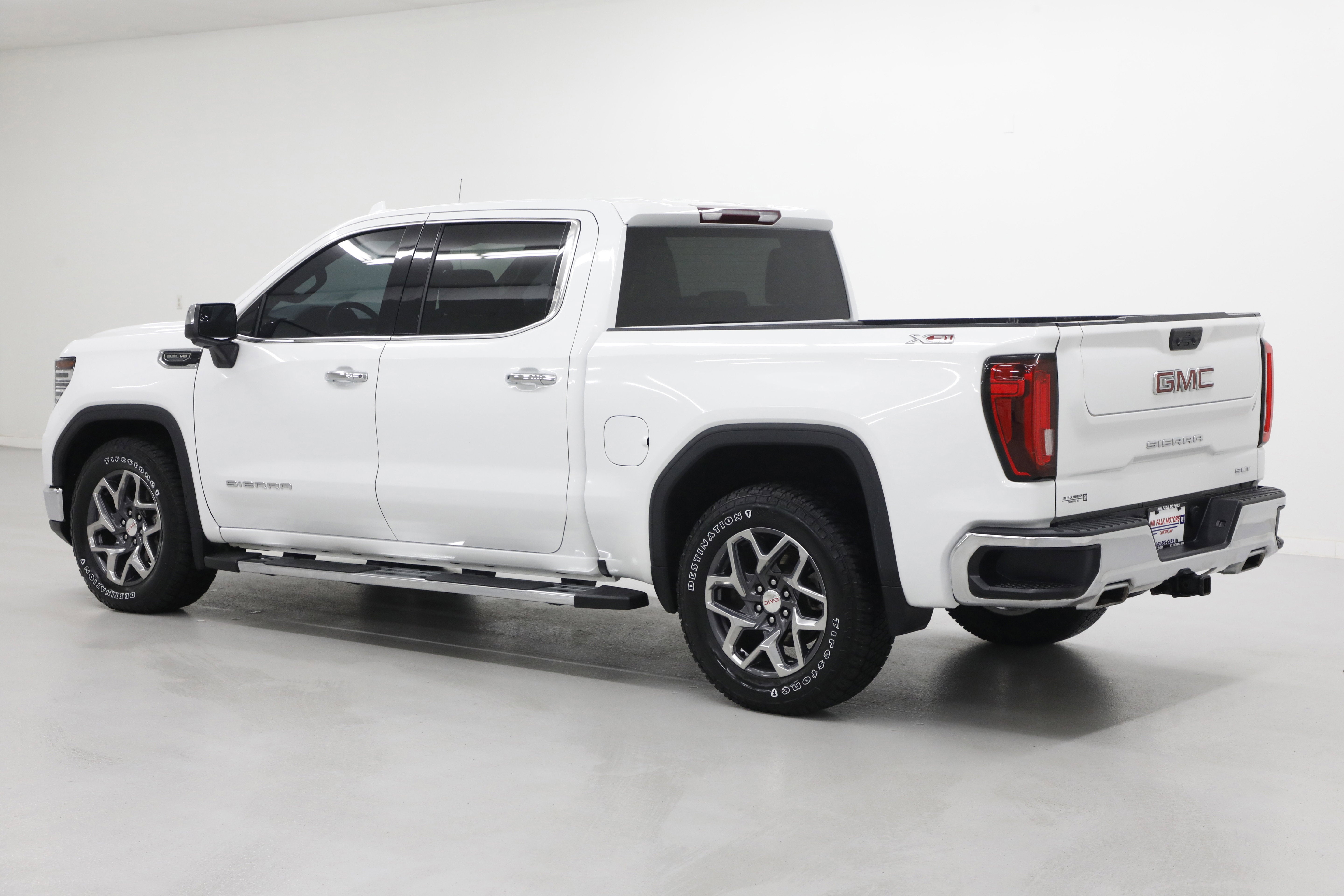 2023 GMC Sierra 1500 SLT