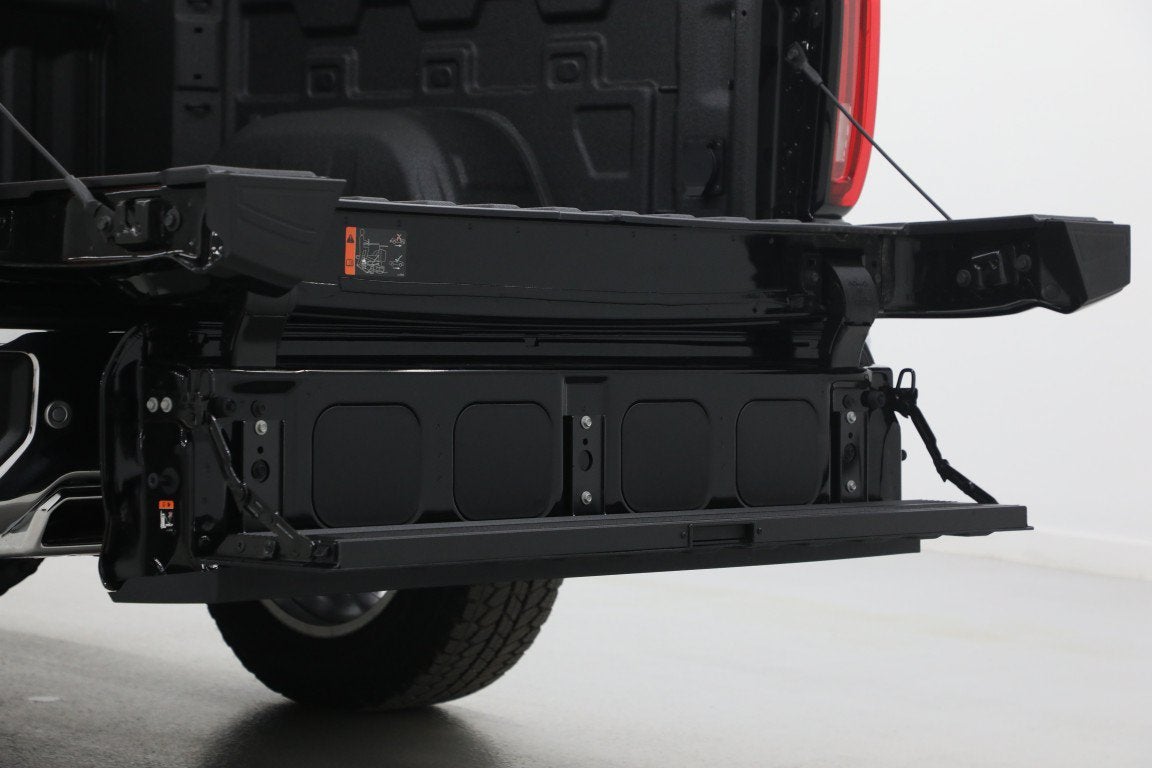 2026 GMC Sierra 1500 SLT - Photo 13