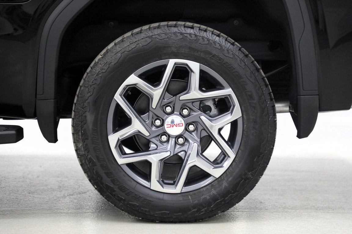 2026 GMC Sierra 1500 SLT - Photo 15
