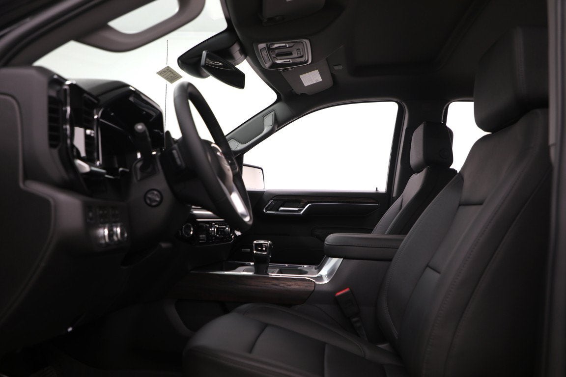 2026 GMC Sierra 1500 SLT - Photo 19