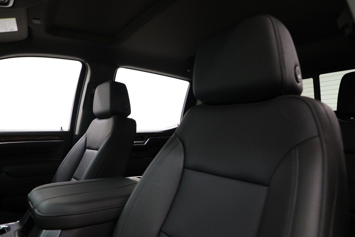2026 GMC Sierra 1500 SLT - Photo 21