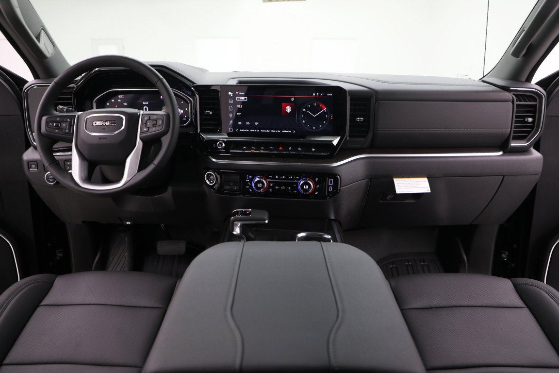 2026 GMC Sierra 1500 SLT - Photo 24