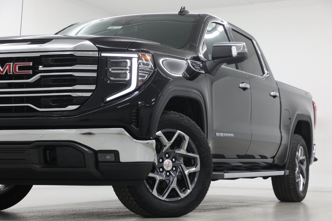 2026 GMC Sierra 1500 SLT - Photo 66
