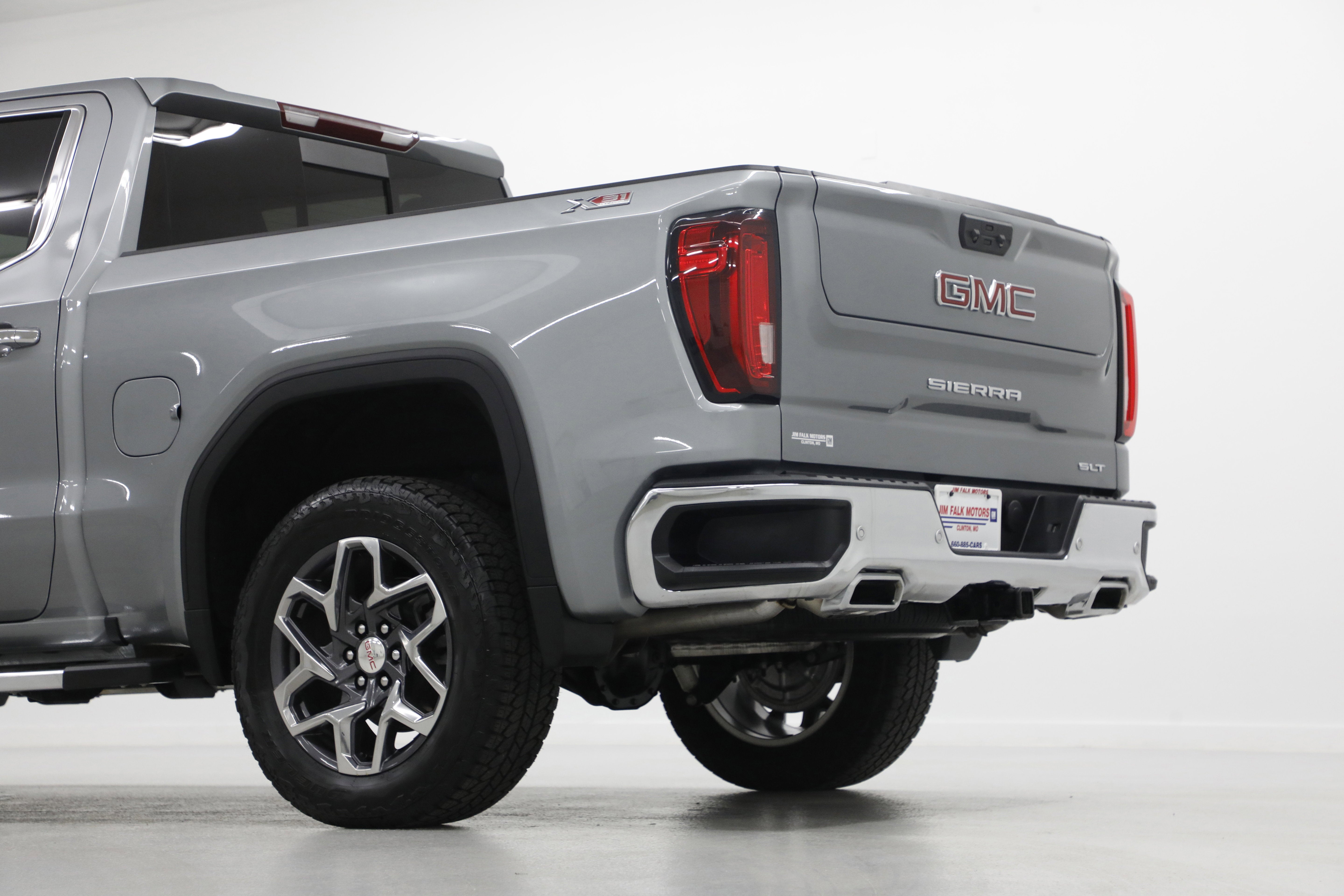 2025 GMC Sierra 1500 SLT