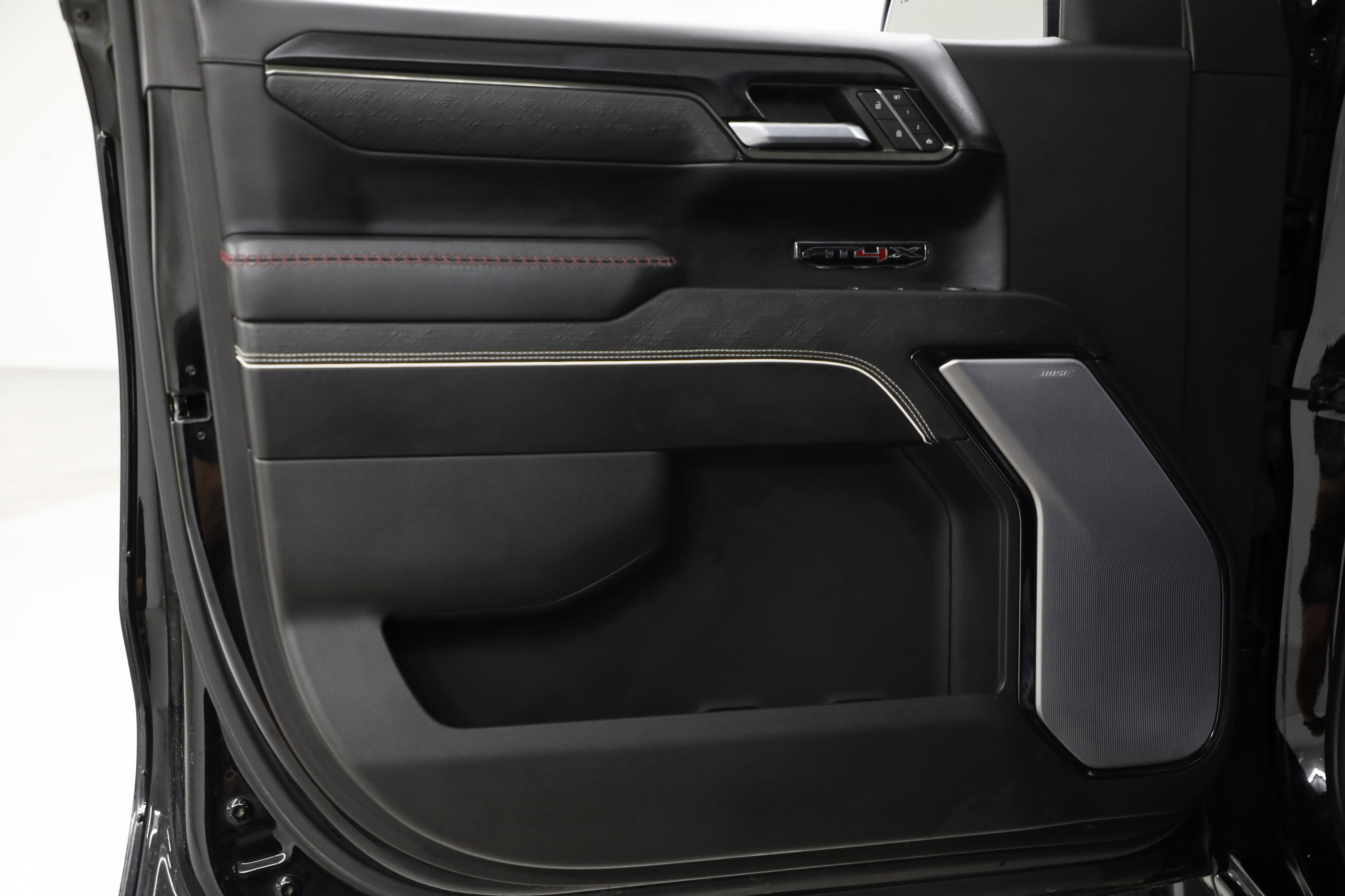 2022 GMC Sierra 1500 AT4X