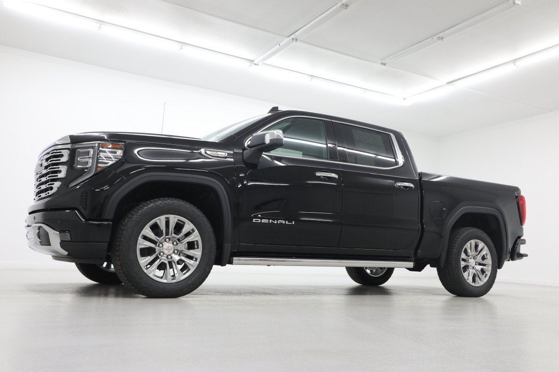 2026 GMC Sierra 1500 Denali - Photo 2