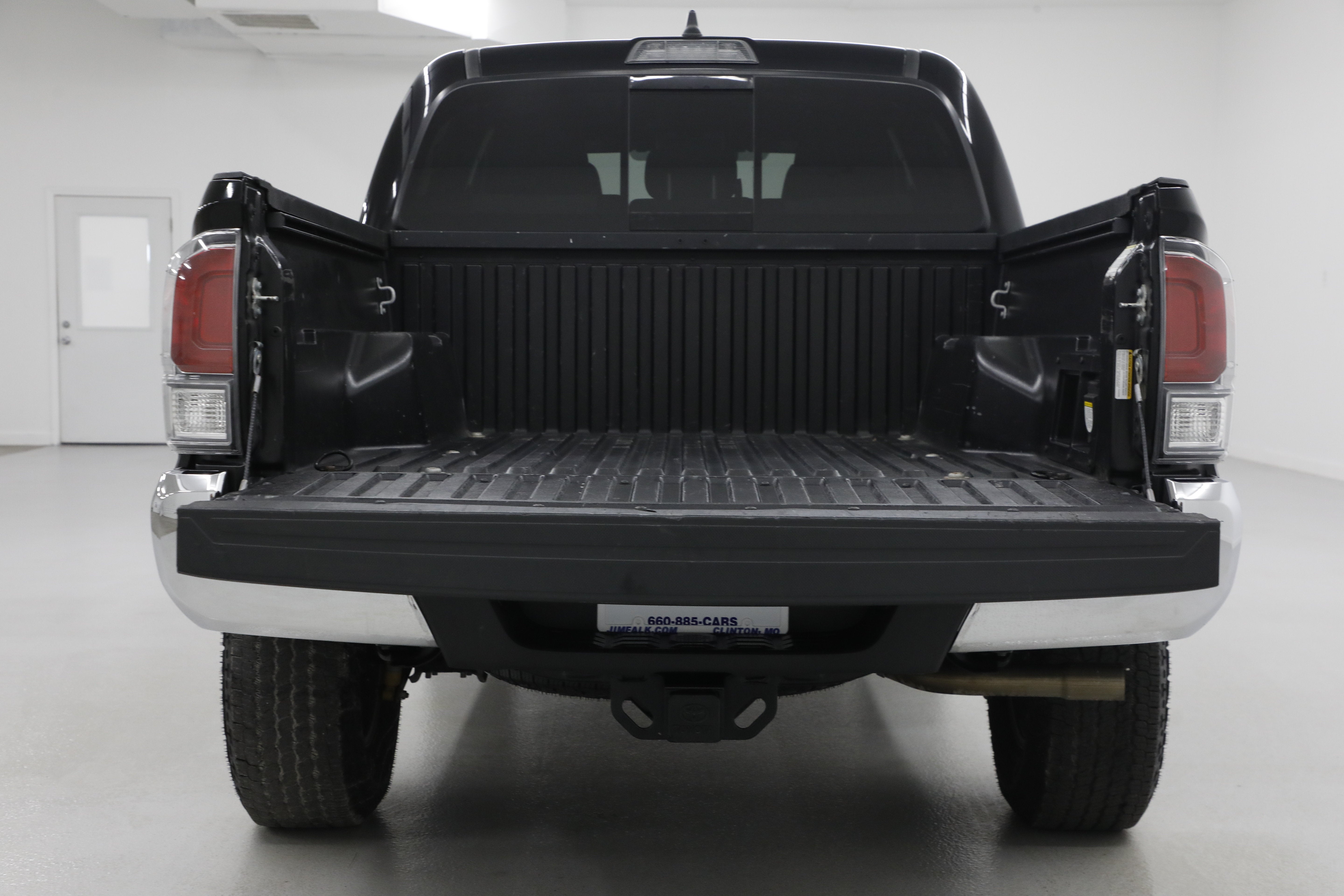 2023 Toyota Tacoma 2WD SR5