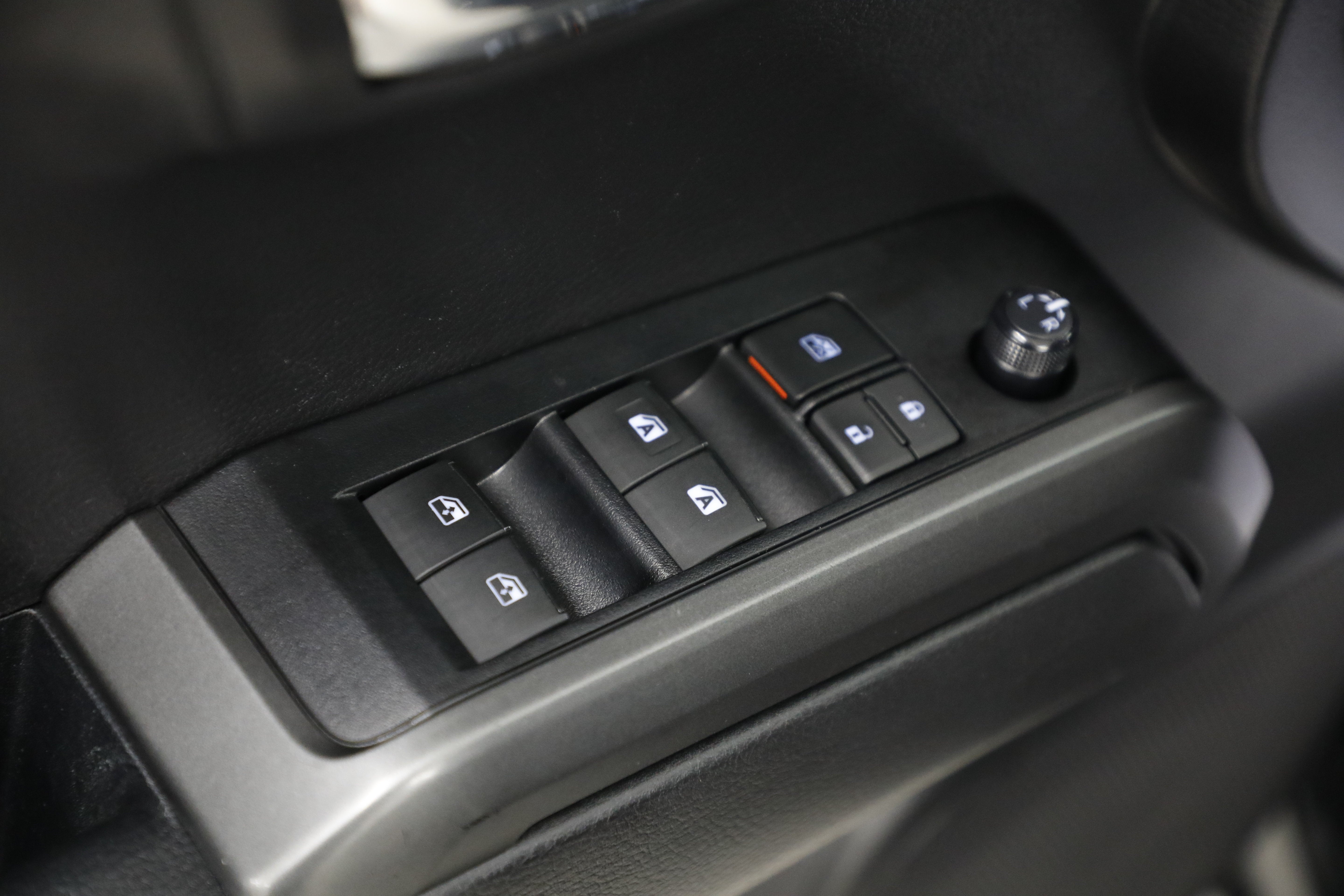 2023 Toyota Tacoma 2WD SR5