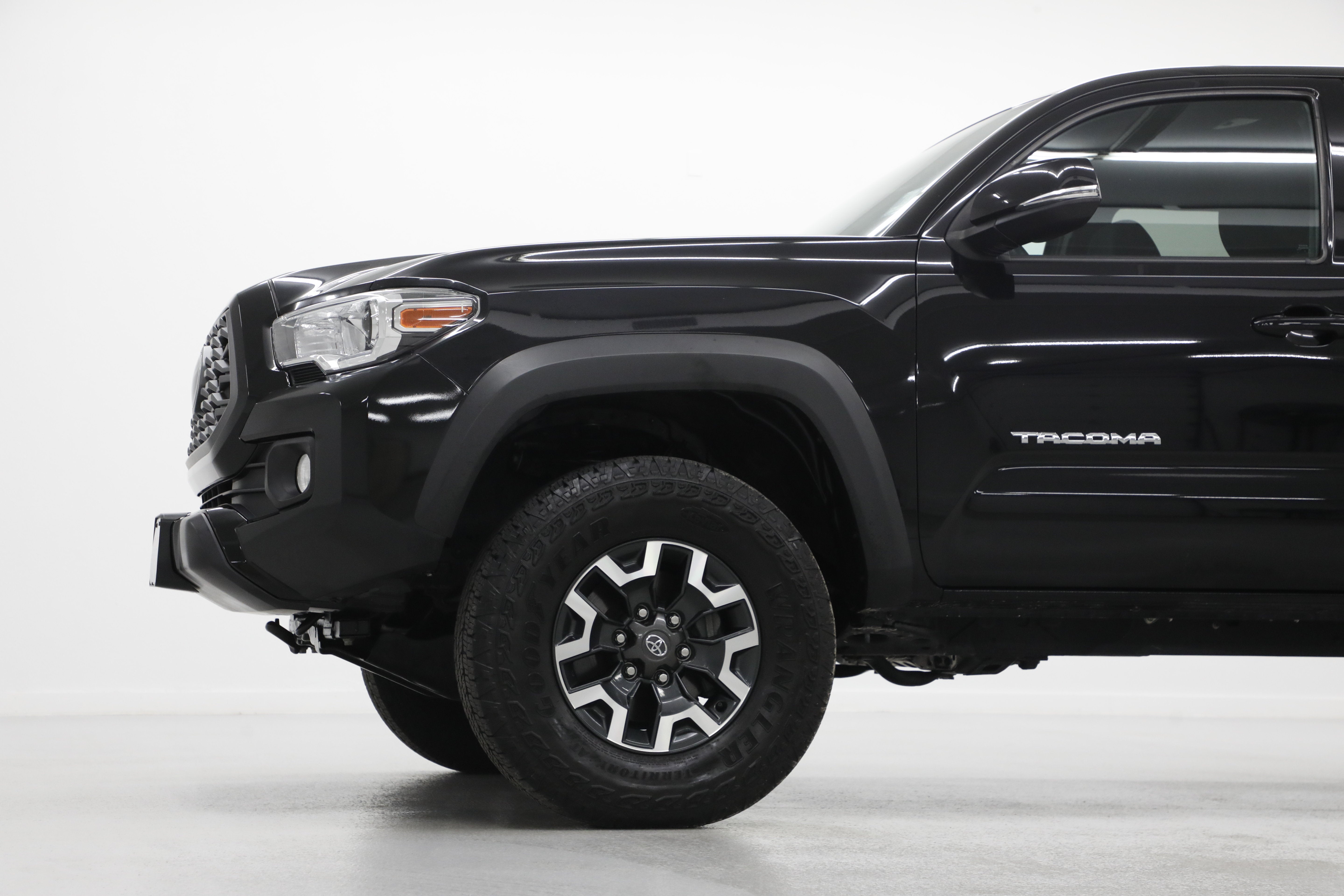2023 Toyota Tacoma 2WD SR5