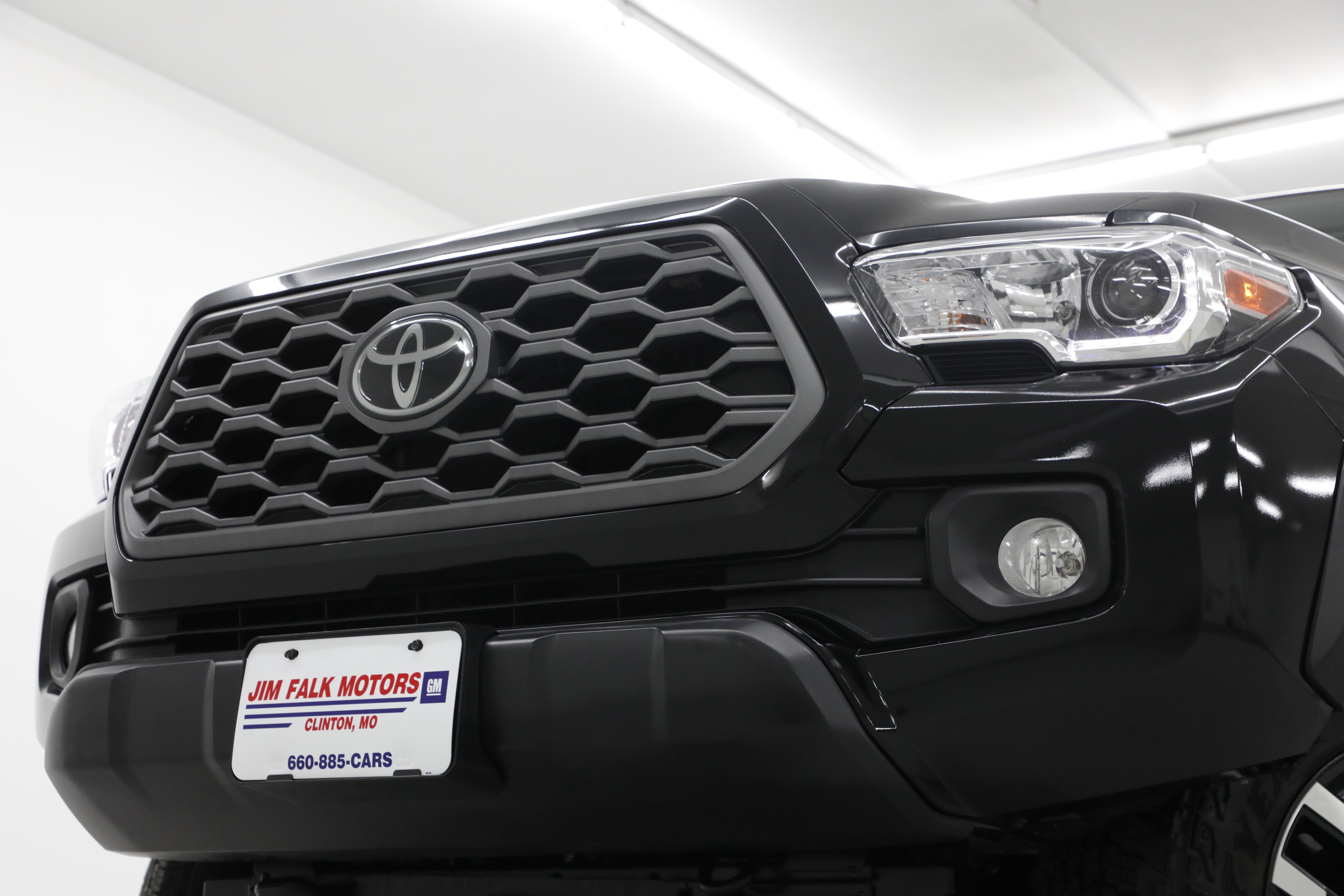 2023 Toyota Tacoma 2WD SR5
