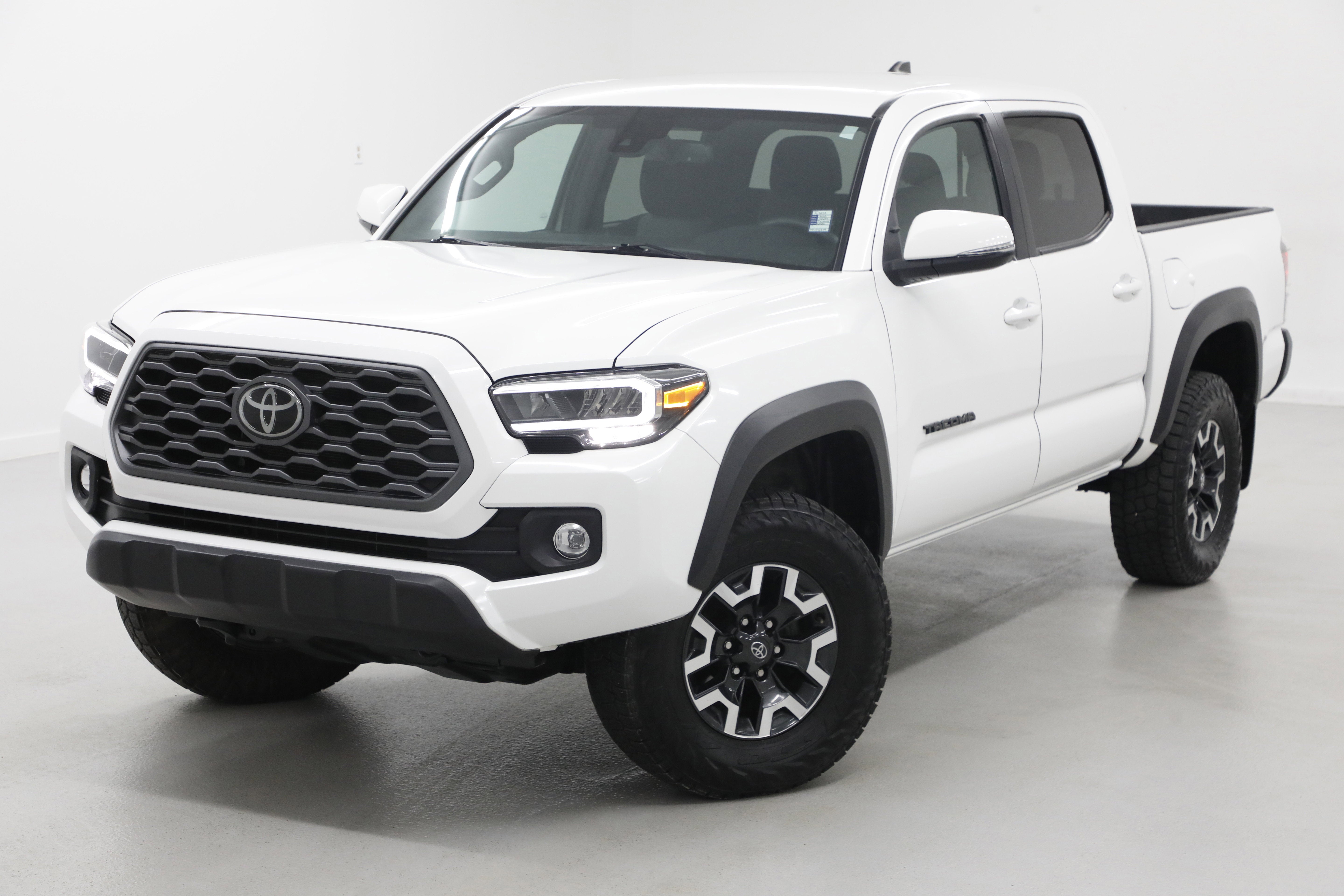 2023 Toyota Tacoma 4WD SR