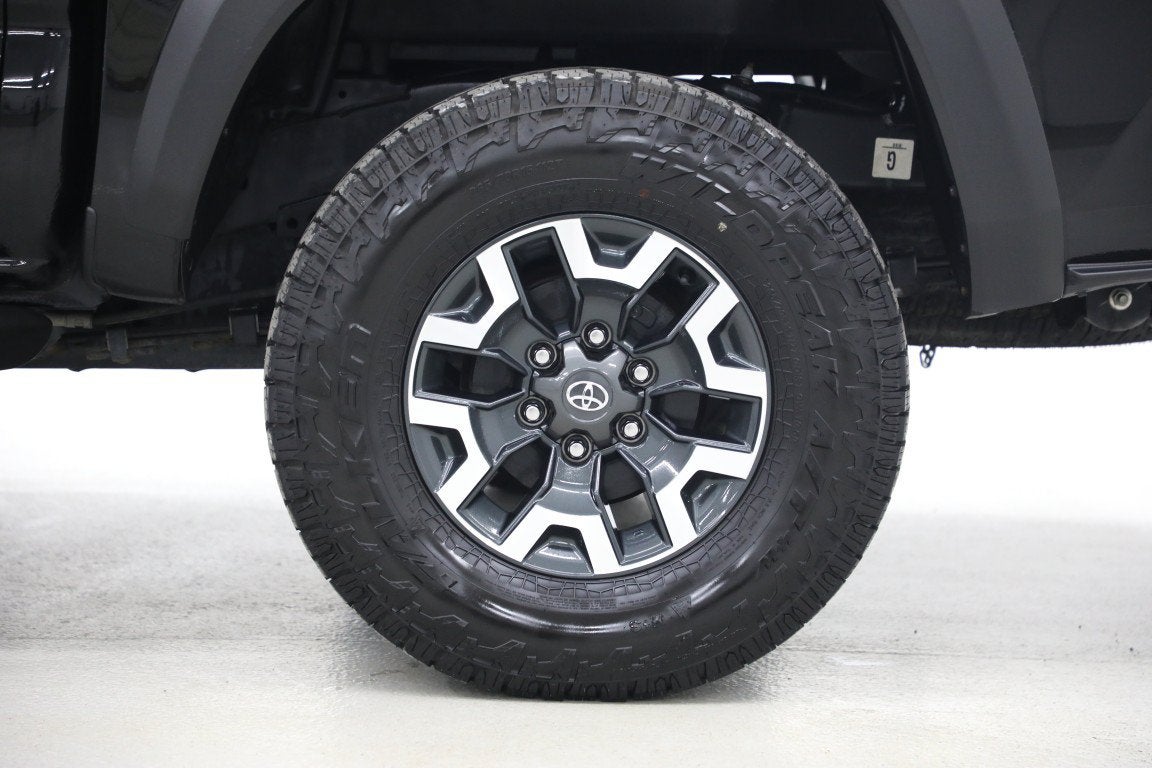 2022 Toyota Tacoma 4WD SR