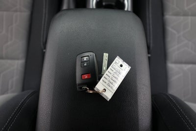 2022 Toyota Tacoma 4WD SR