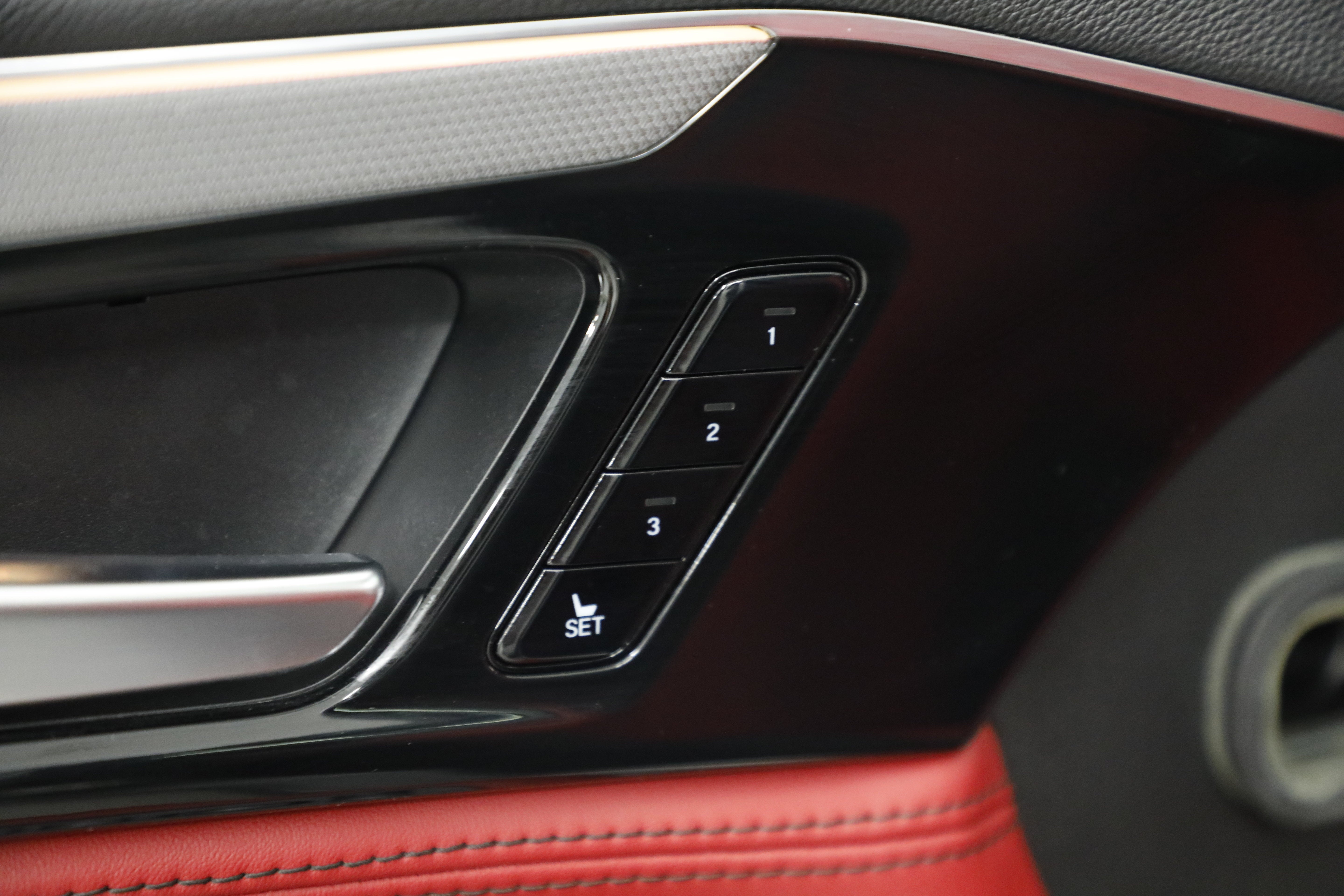 2022 Acura MDX w/A-Spec Package